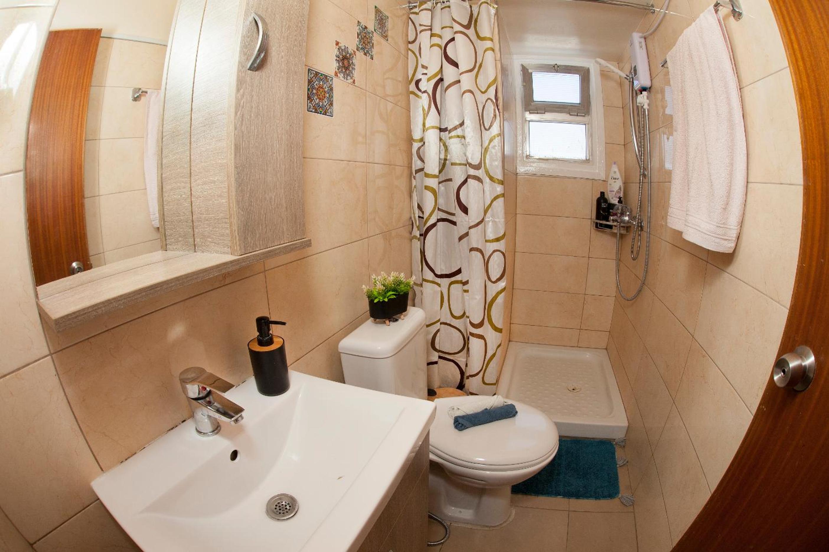 ARTEMIS 3, Beachfront Boutique Apartment