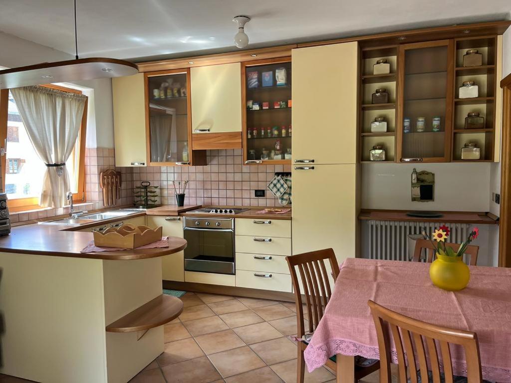 Appartamento Fiore dell'Alpe view 3