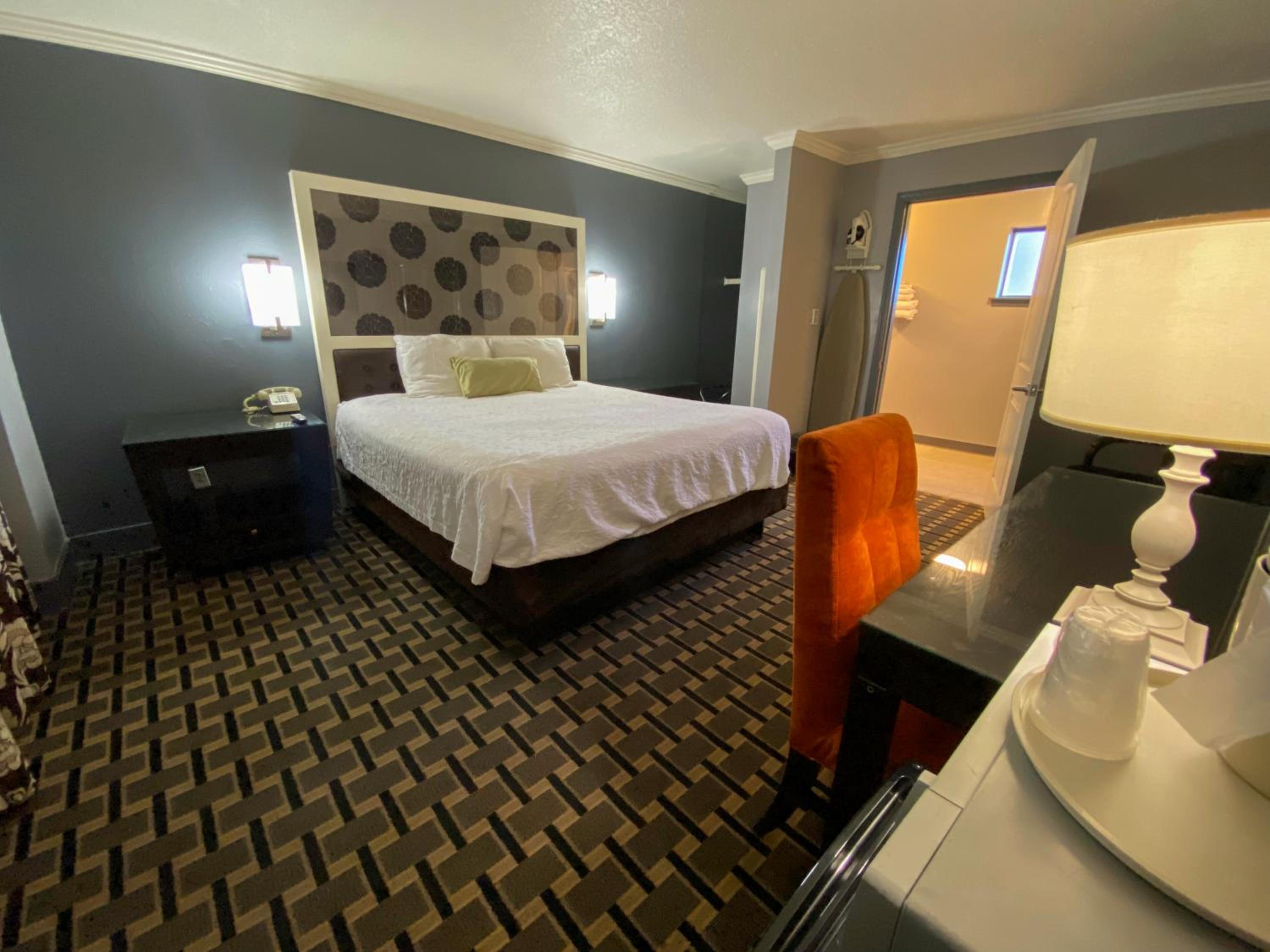 Lake Tahoe Vacations - Budget INN At The Heavenly Gondola - Property Image 74