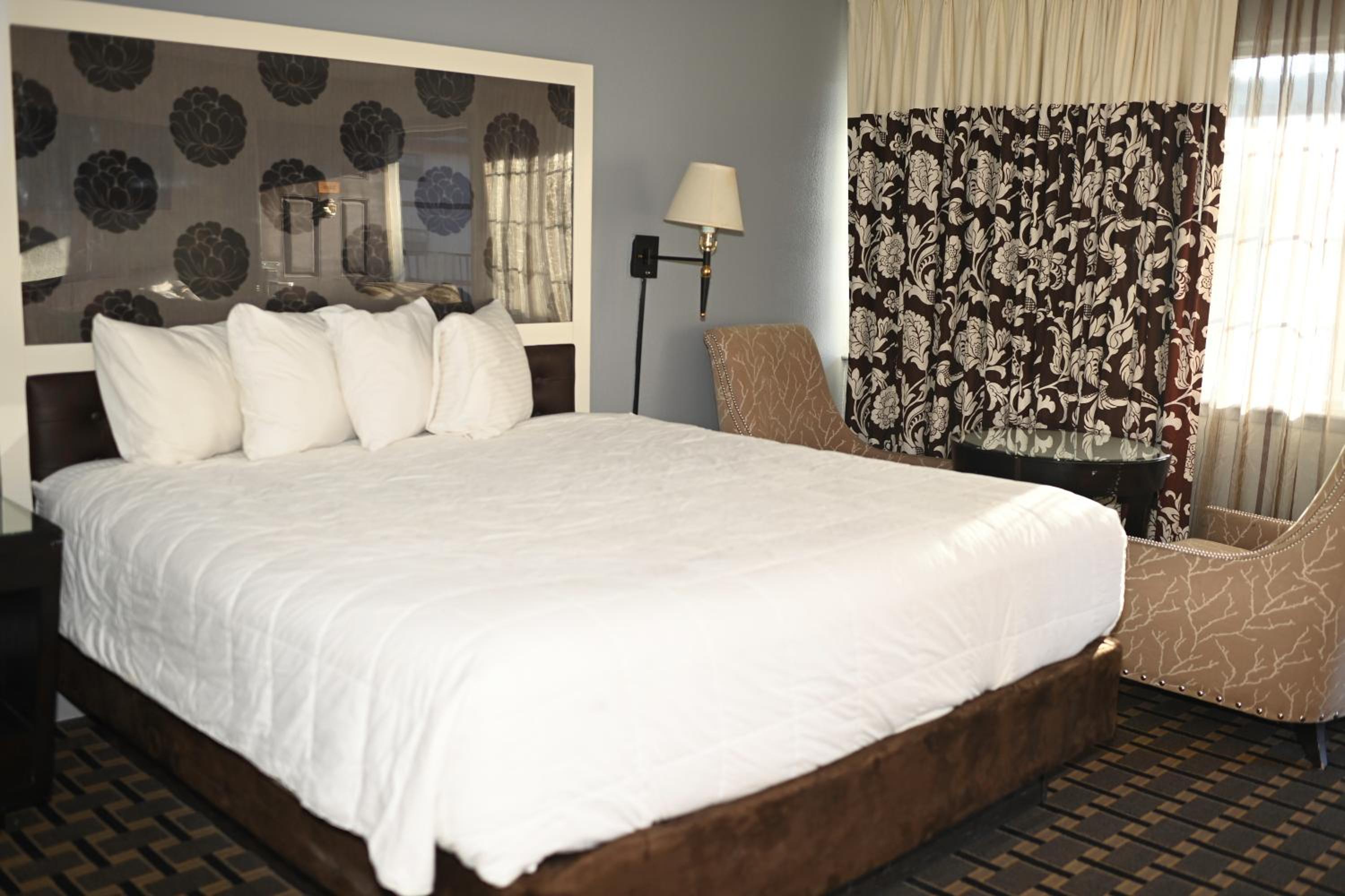 Lake Tahoe Vacations - Budget INN At The Heavenly Gondola - Property Image 42