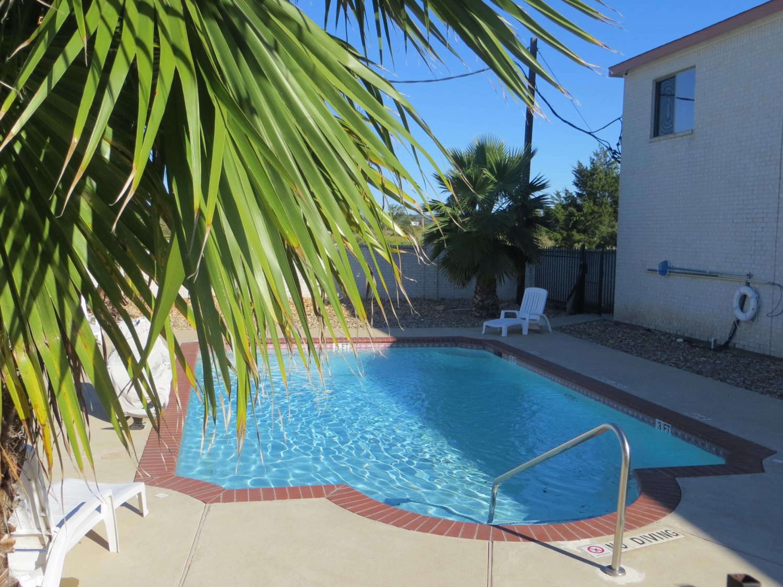 Brenham Vacations - Americas Best Value Inn  Suites Hempstead - Property Image 2