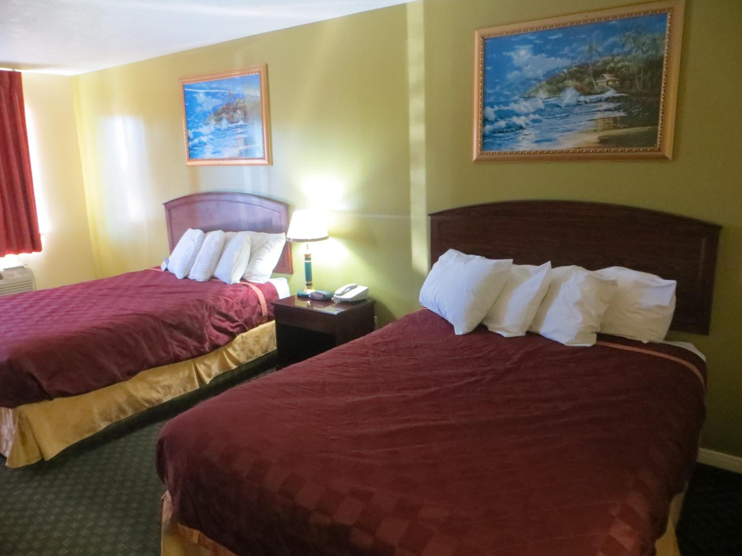 Americas Best Value Inn  Suites Hempstead - Property Image 11