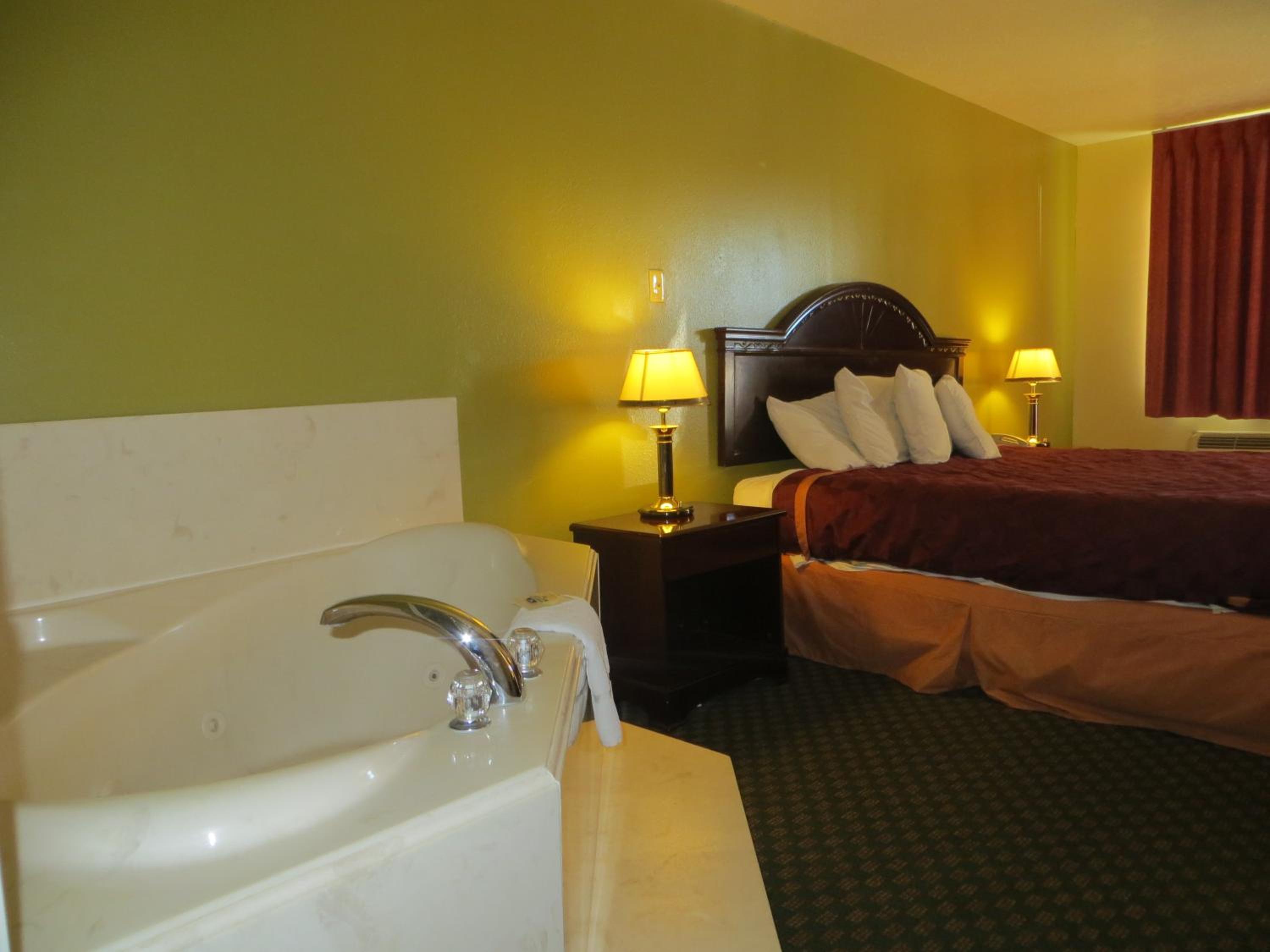 Brenham Vacations - Americas Best Value Inn  Suites Hempstead - Property Image 3