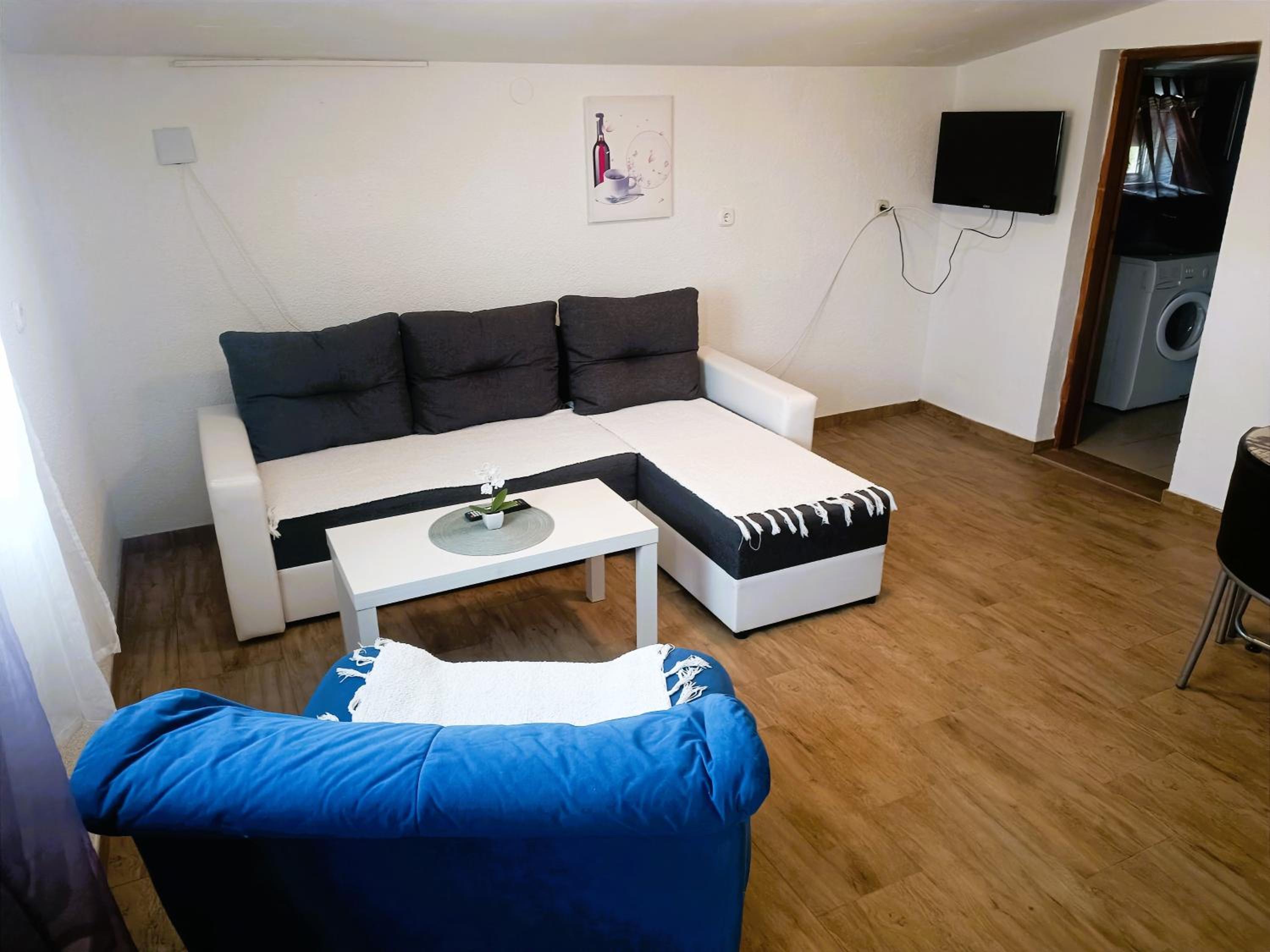 Apartments Babic 50 meters from the beach
