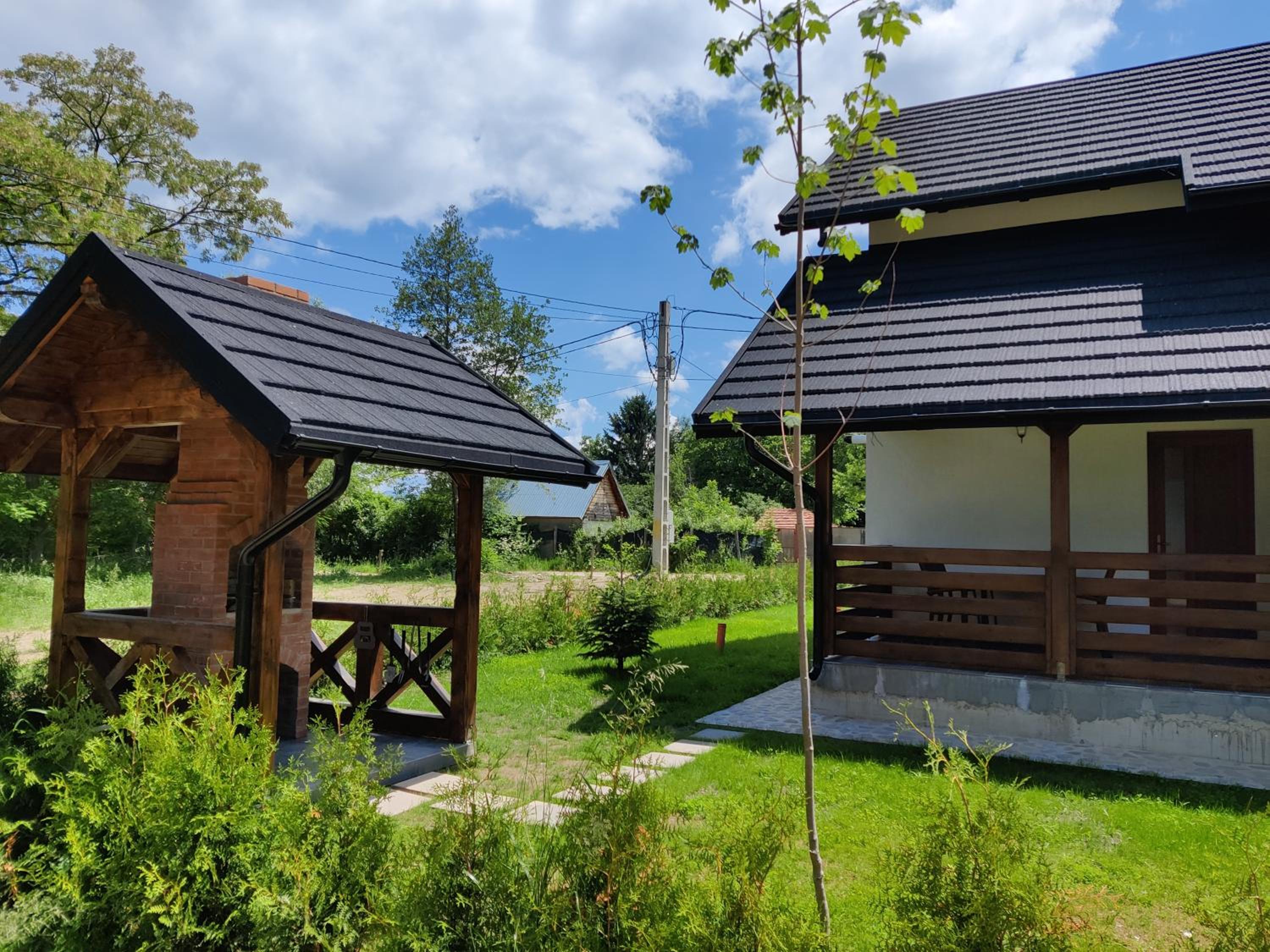 Ara Chalet