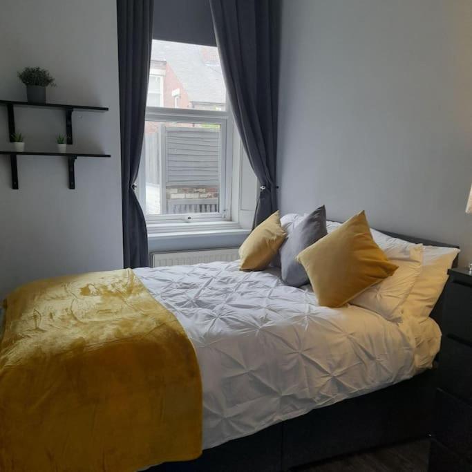 Cosy Jesmond 3 bed apartment - fantastic location view 4