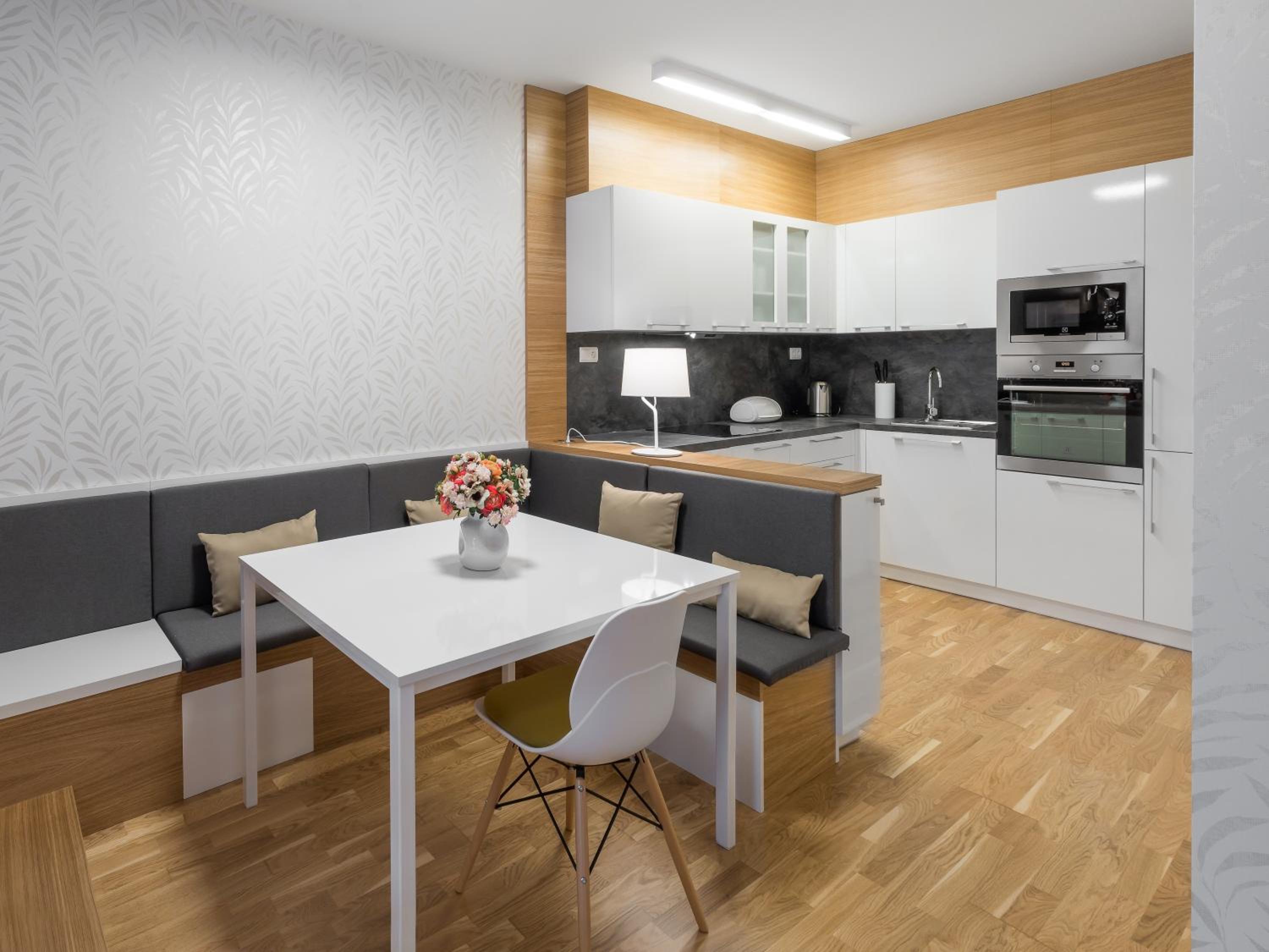 Suites and Apartments Medvědín view 2