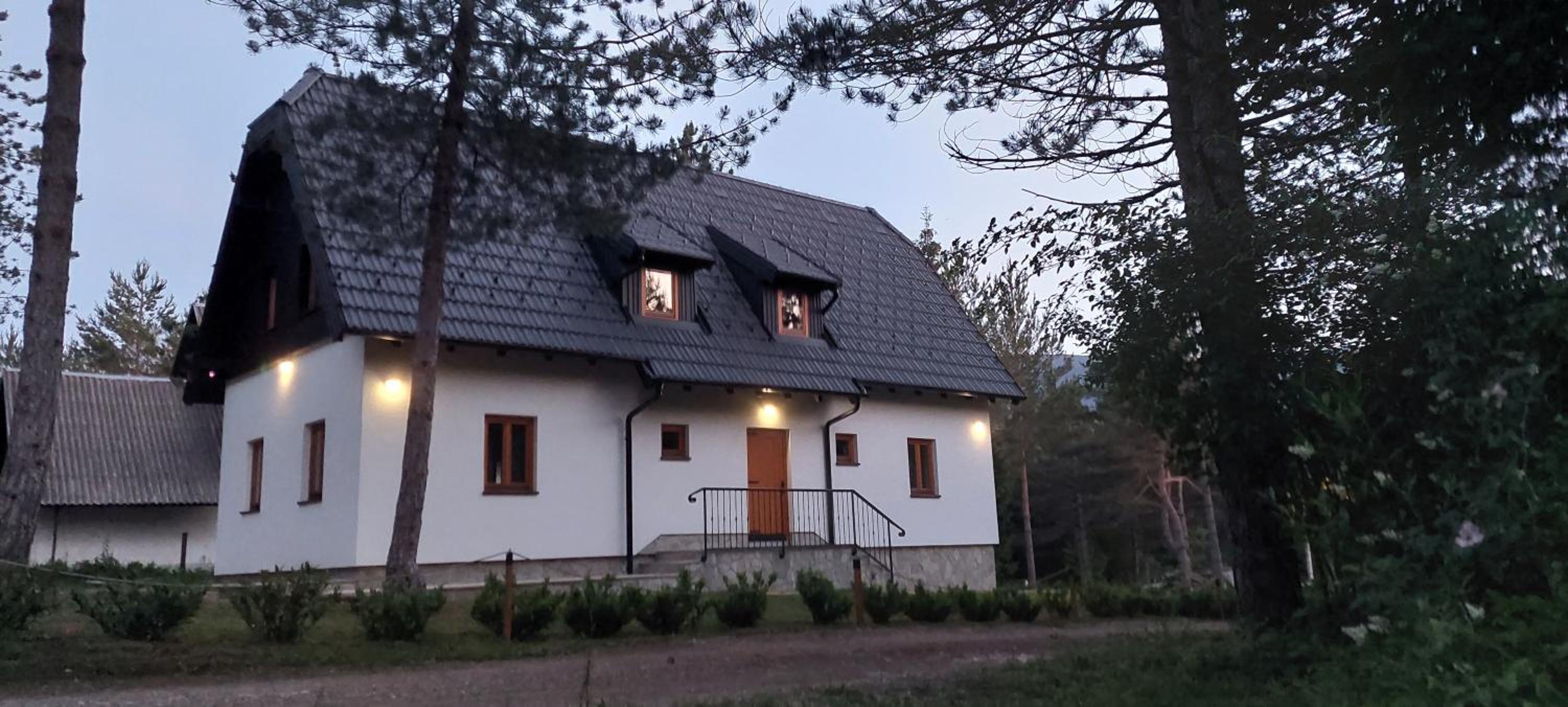 Photo 33