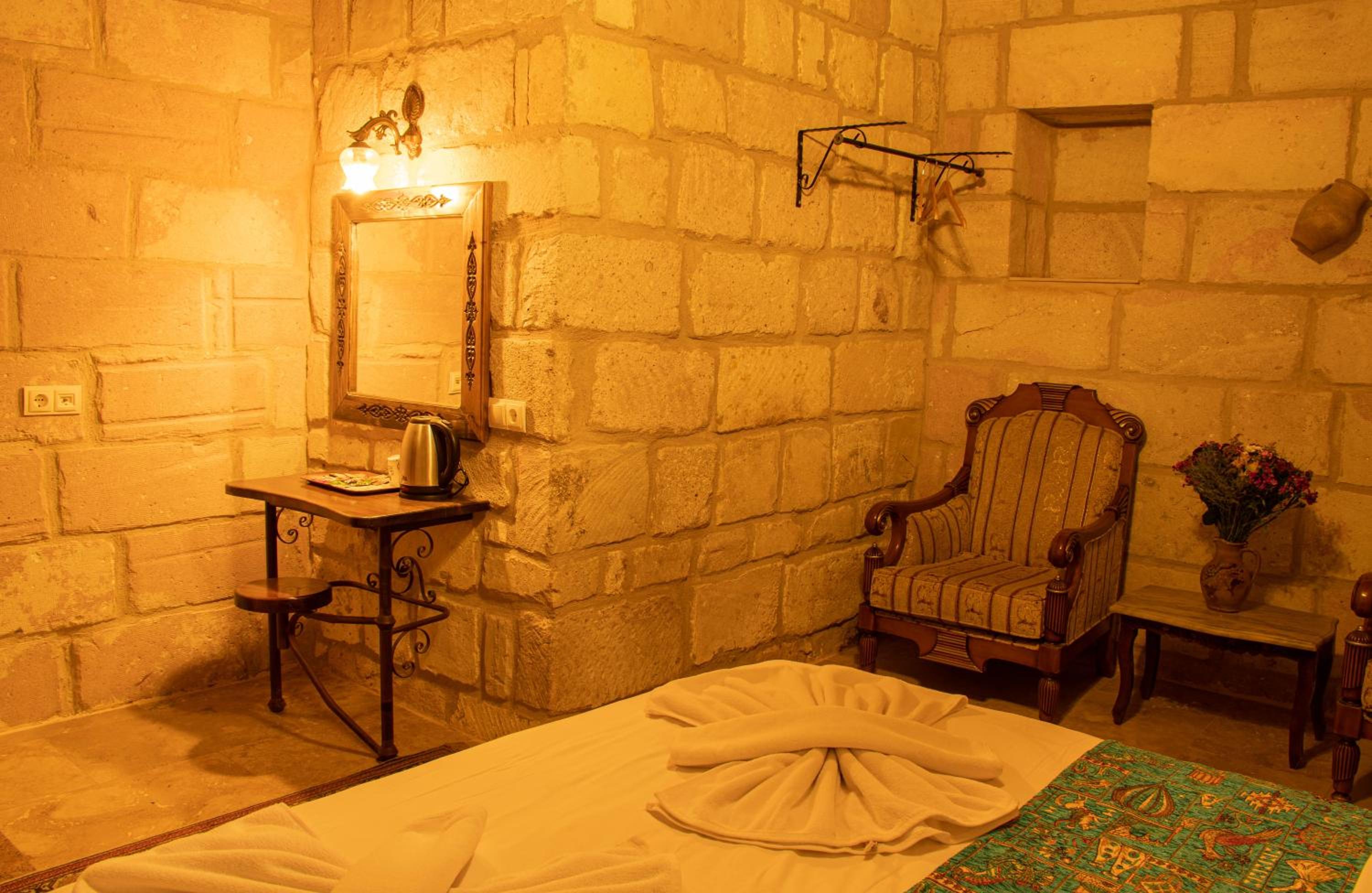 Luwian Stone House - Image 10