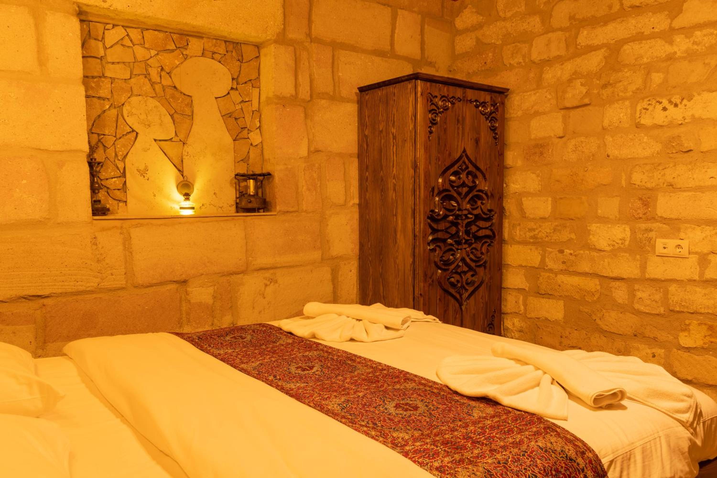 Luwian Stone House - Image 27