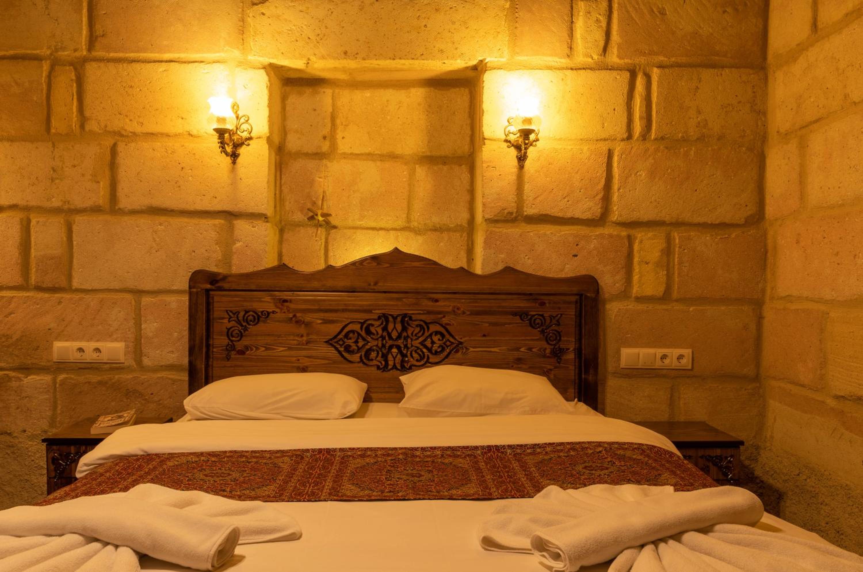 Luwian Stone House - Image 30