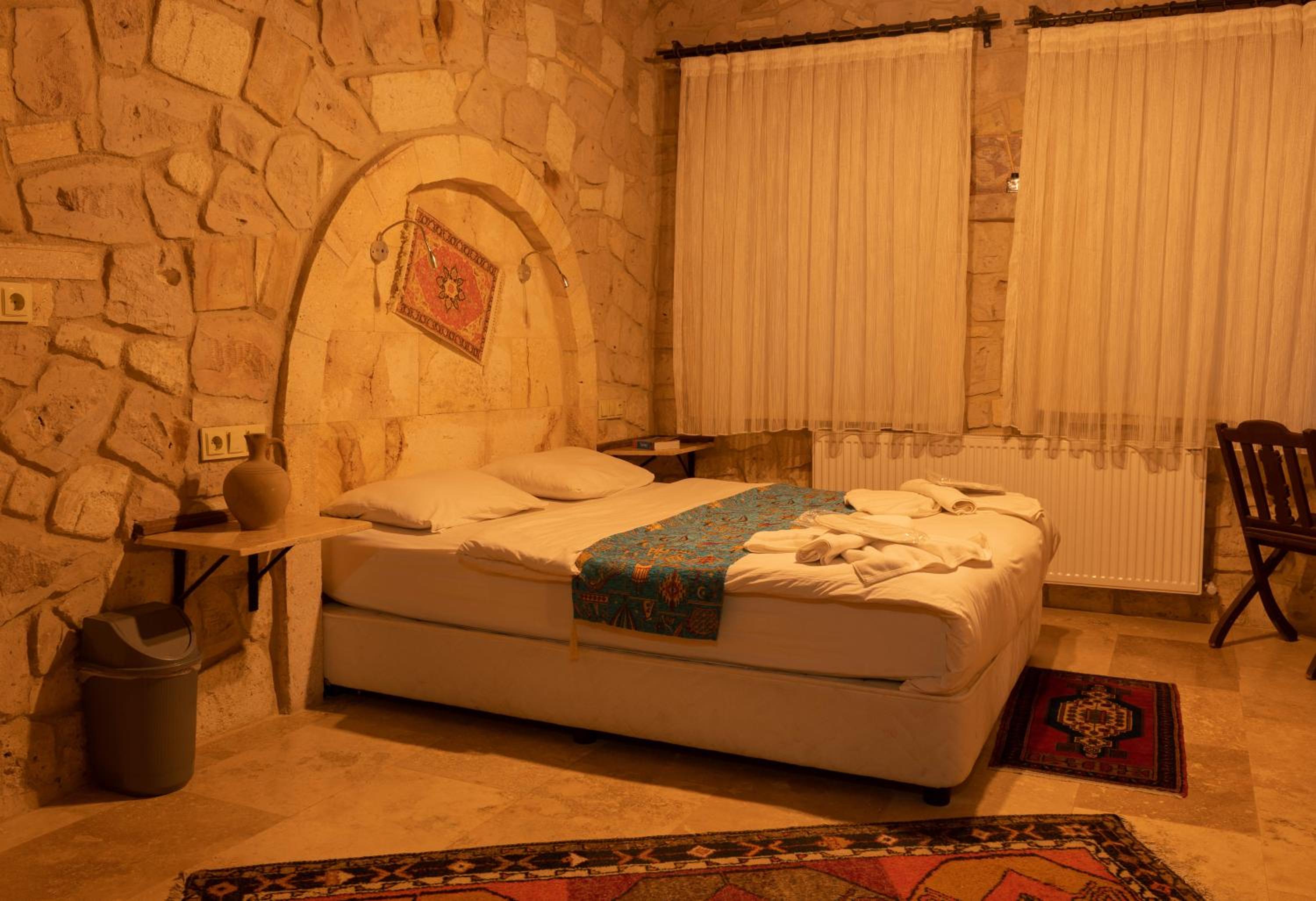 Luwian Stone House - Image 32