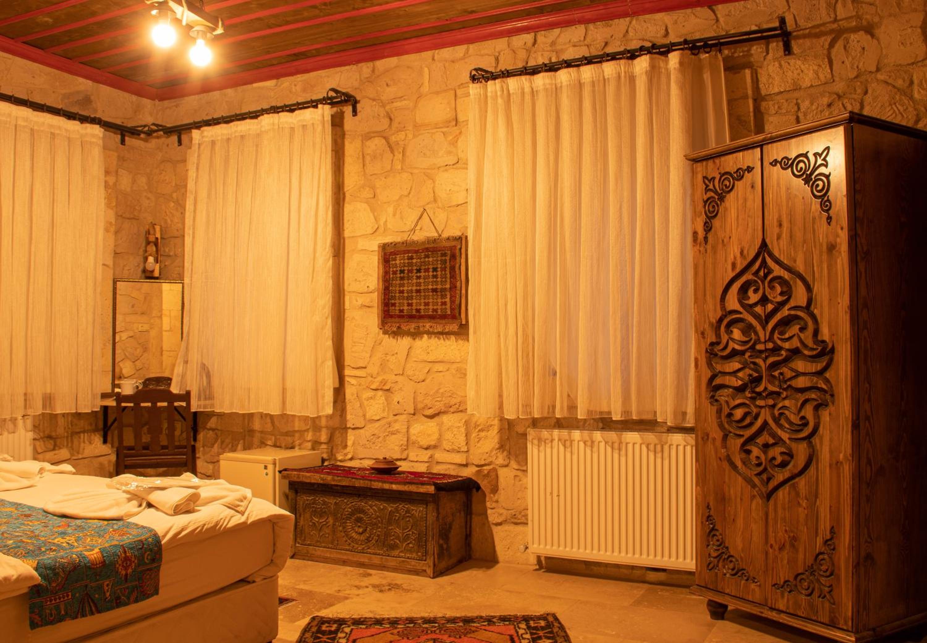 Luwian Stone House - Image 84