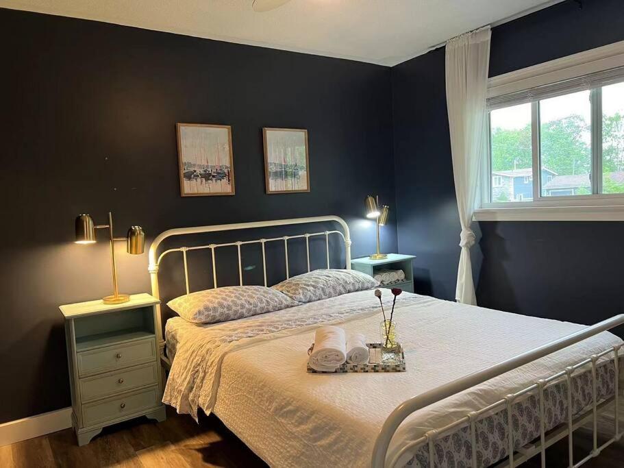 Peaceful Waterfront Cottage on Georgian Bay