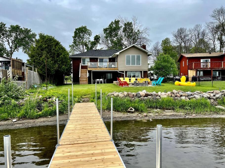 Peaceful Waterfront Cottage on Georgian Bay