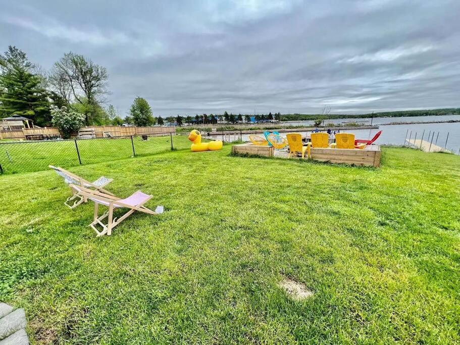 Peaceful Waterfront Cottage on Georgian Bay
