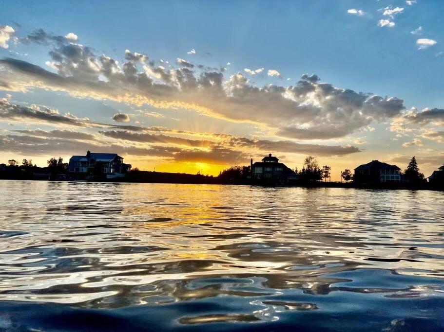 Peaceful Waterfront Cottage on Georgian Bay