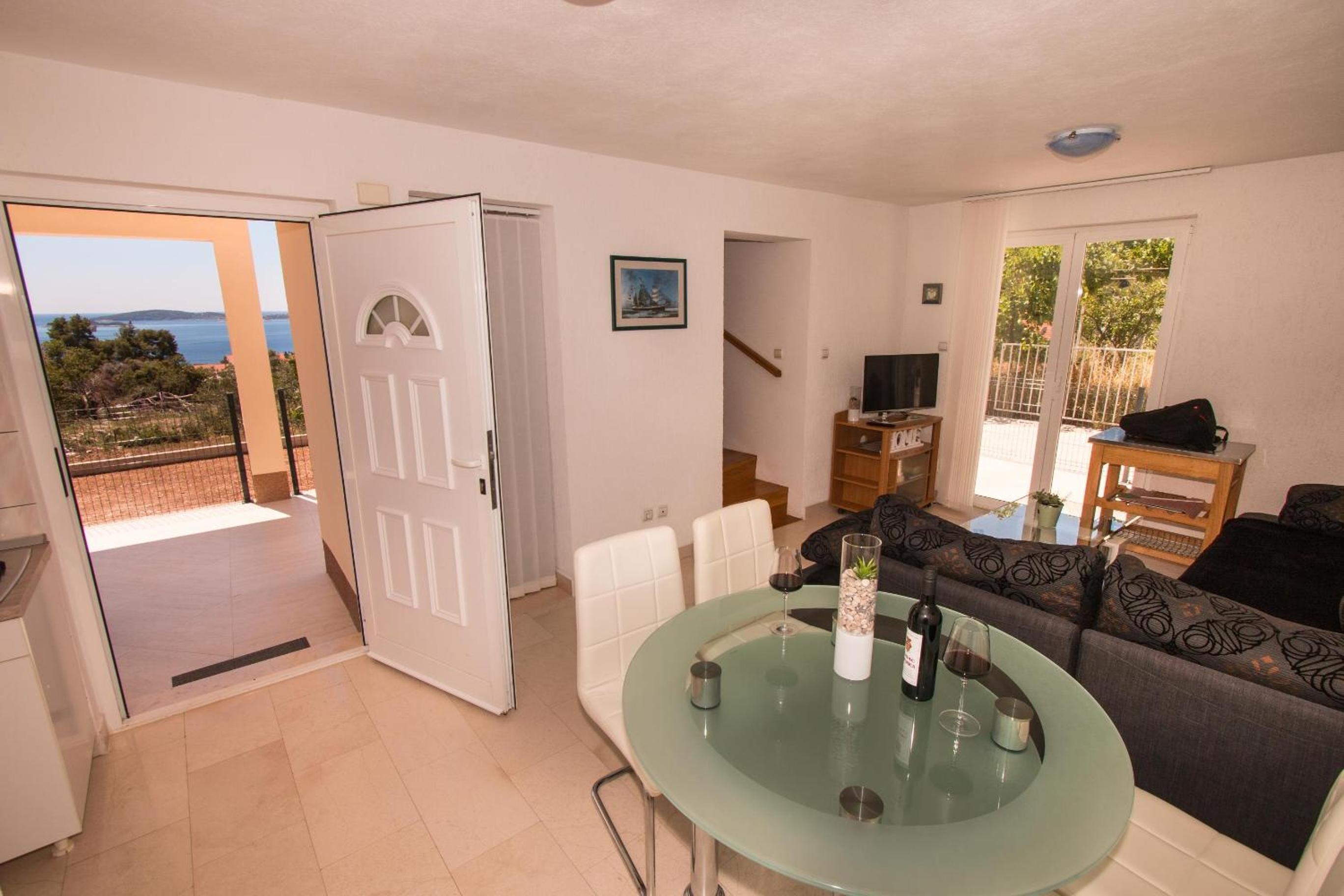 Apartman MIRIS BORA