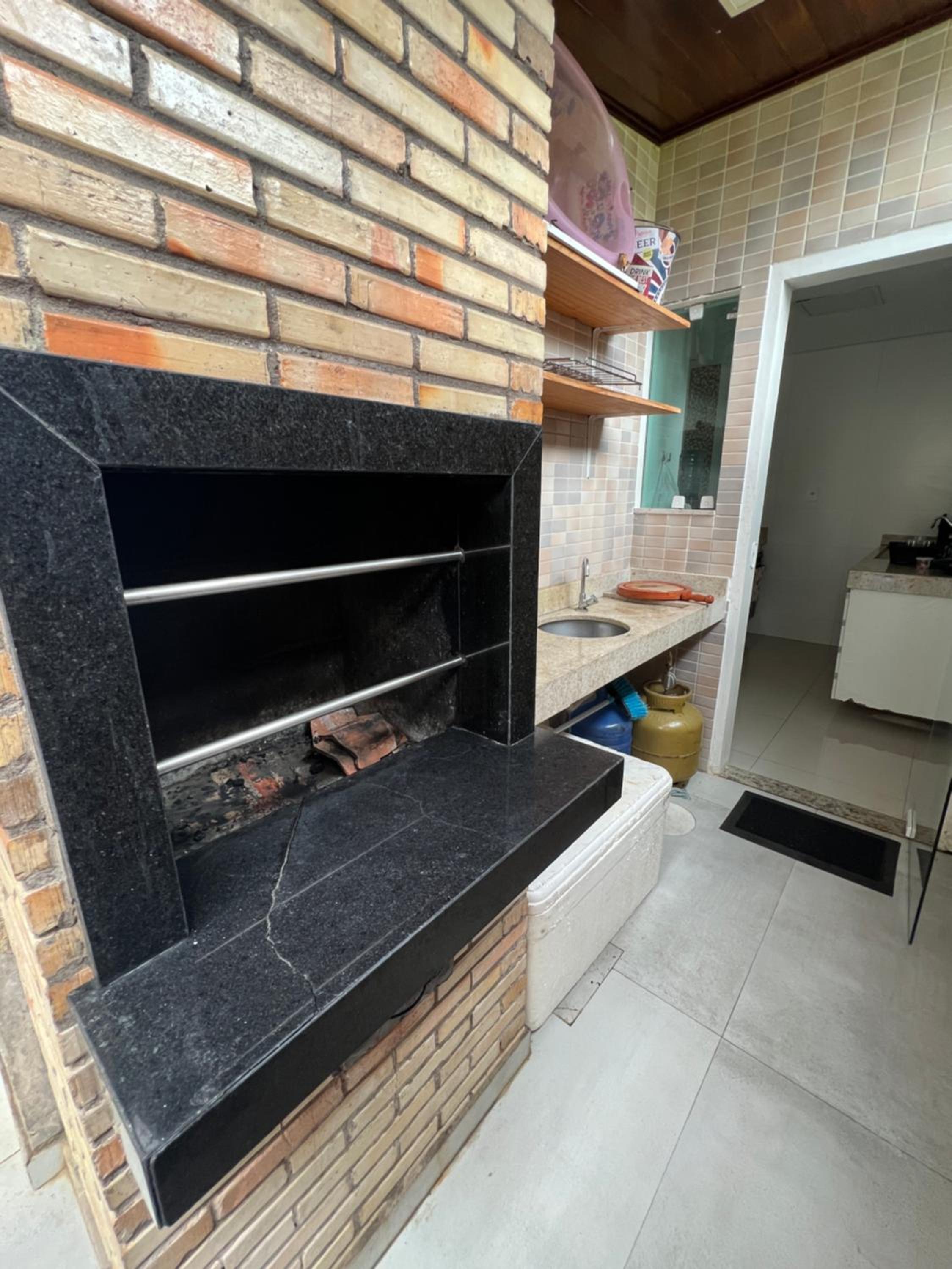 Casa em Condomínio agradável com fundo pro rio