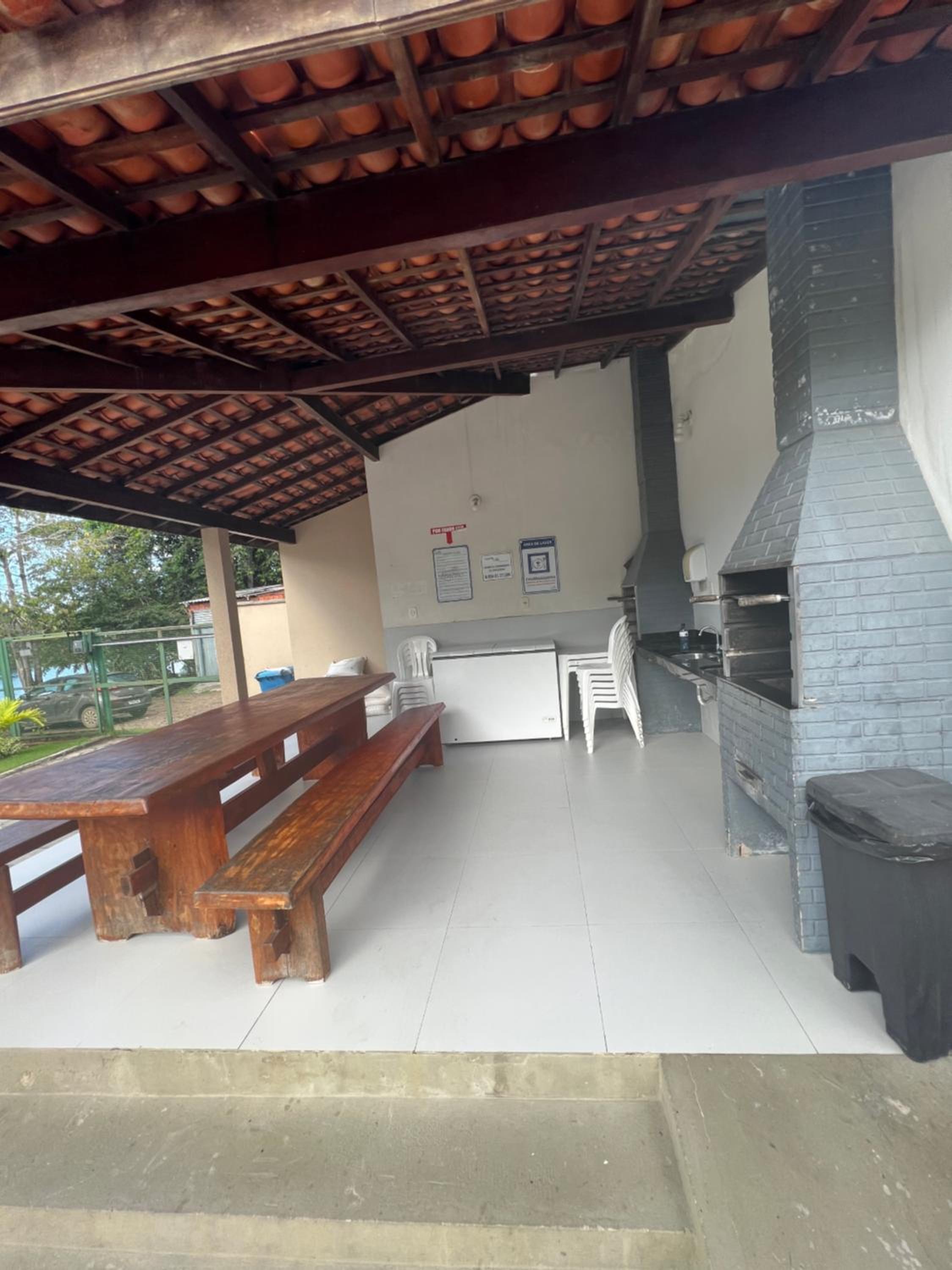 Casa em Condomínio agradável com fundo pro rio