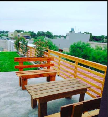 Duplex familiar con pileta en zona parque