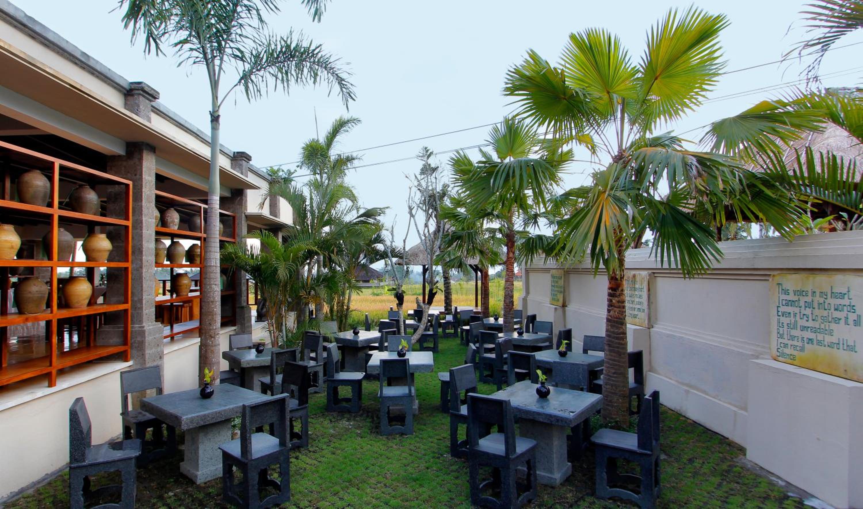 Alam Puisi Villa Ubud