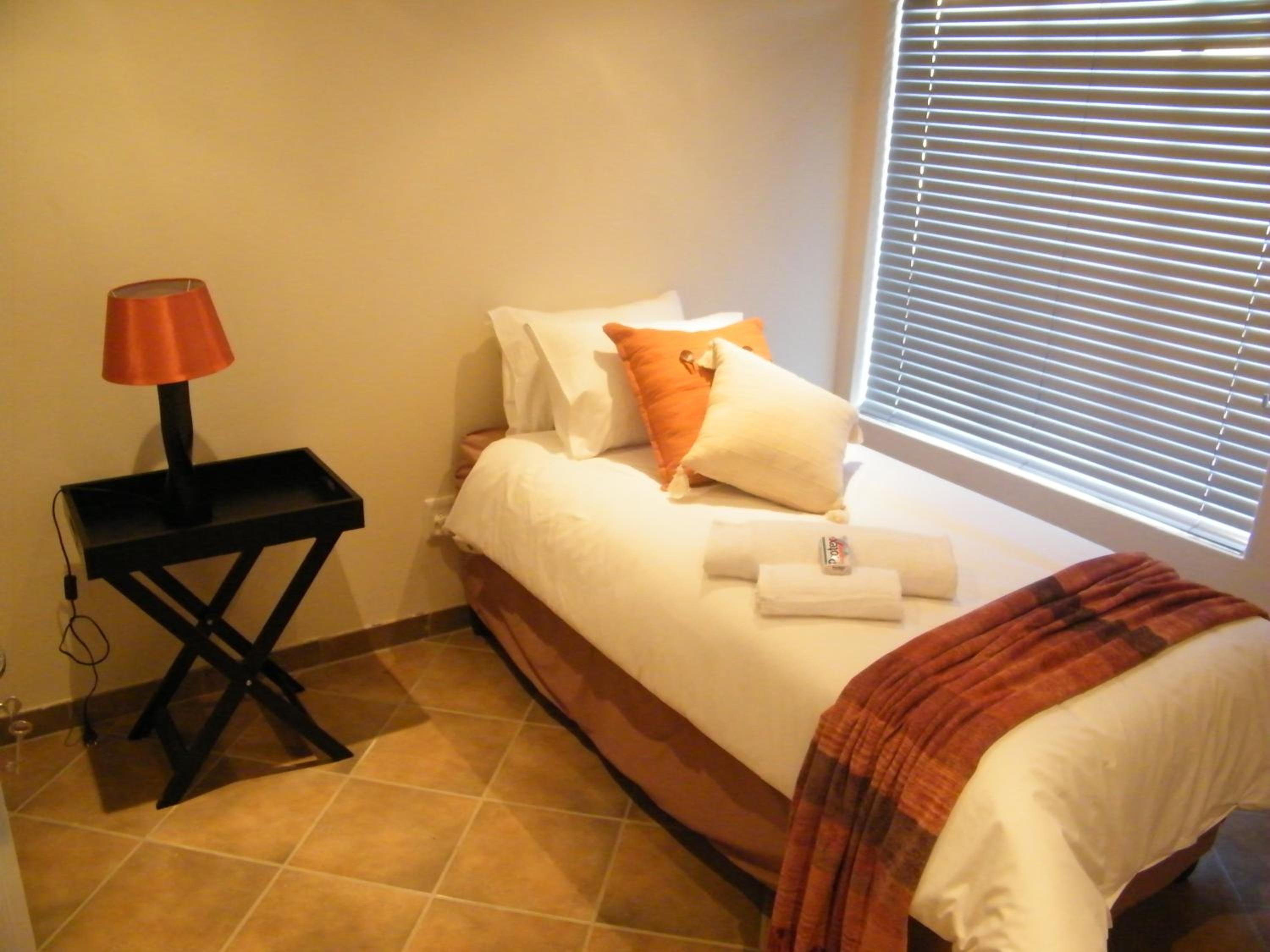 Airport Lodge Guest House