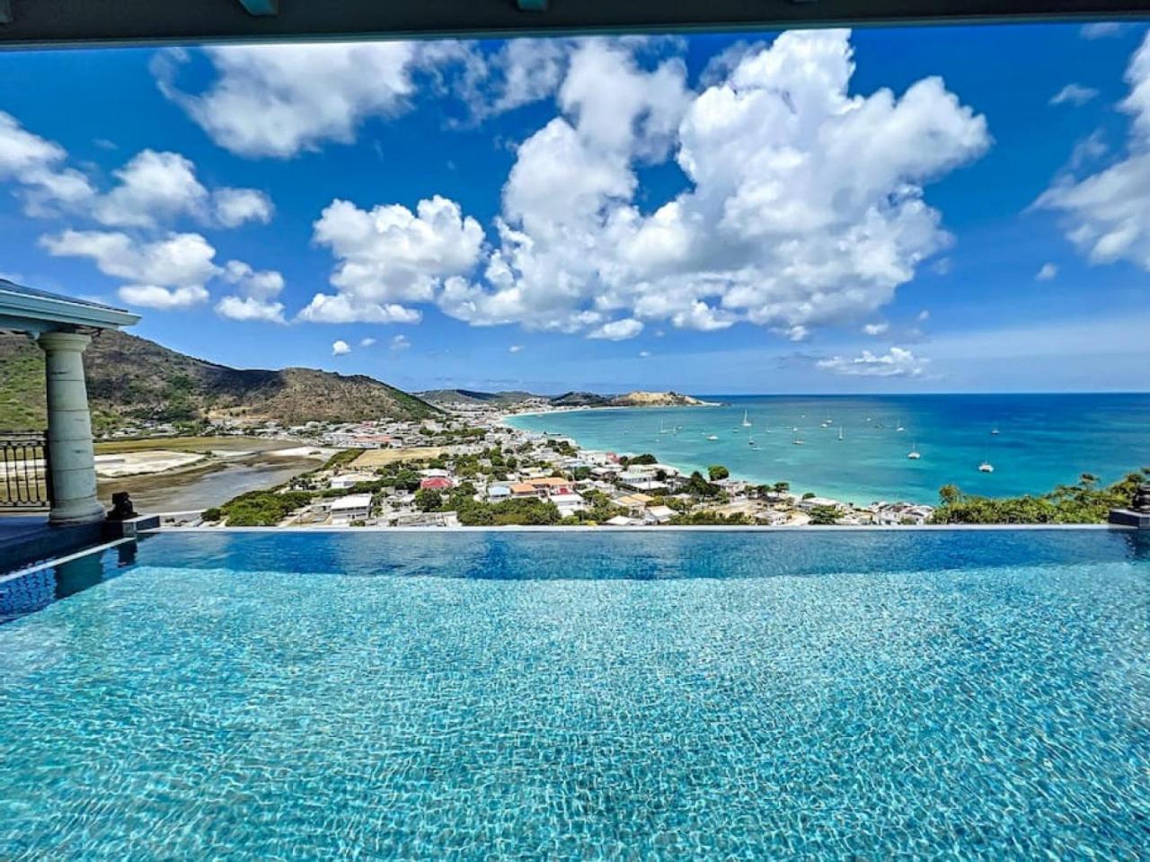 Studio Aloe in shared Villa Diamant, infinity pool, sea view view 2