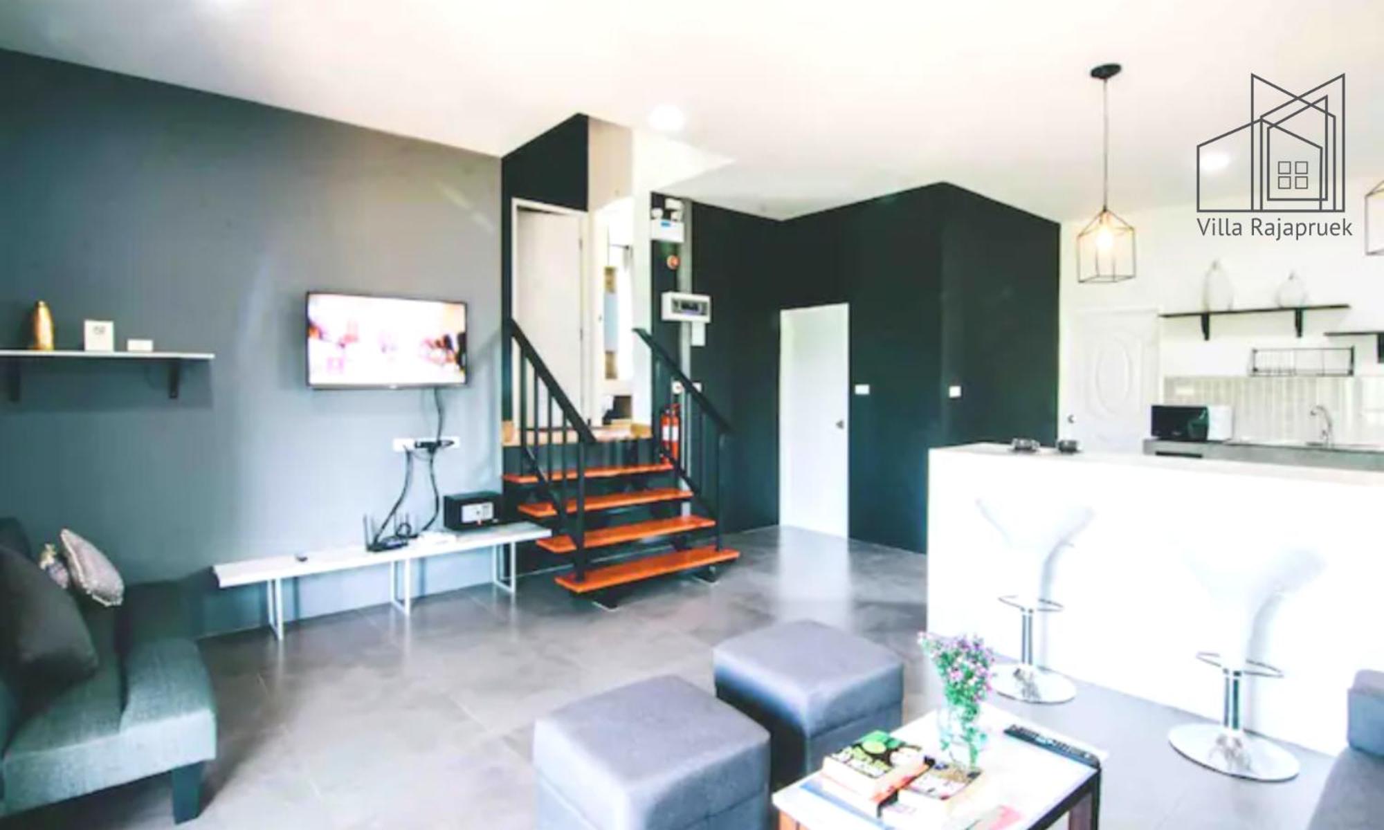 Villa Rajapruek 3 Villa Estates For A Group Daily Maid and Butler
