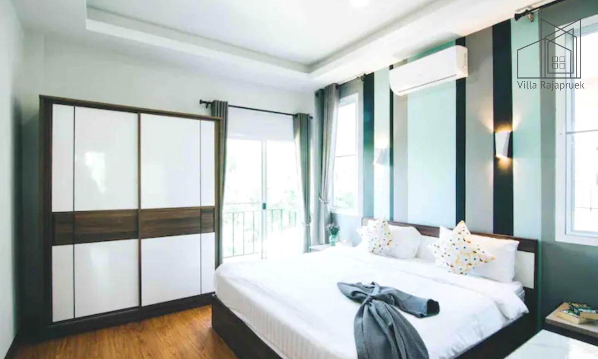 Villa Rajapruek 3 Villa Estates For A Group Daily Maid and Butler