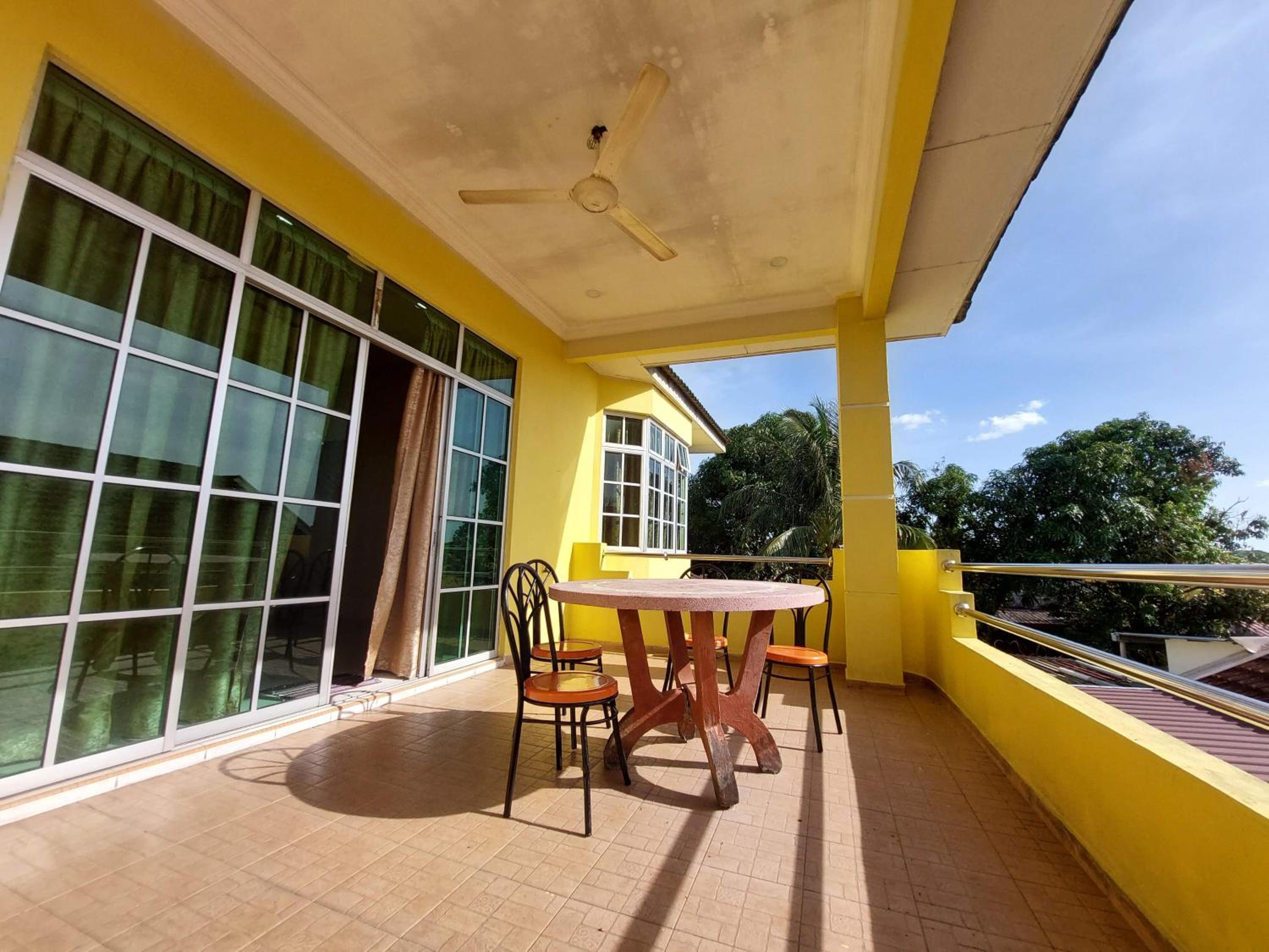 AL' Indara Bunglow Homestay Taiping photo 2