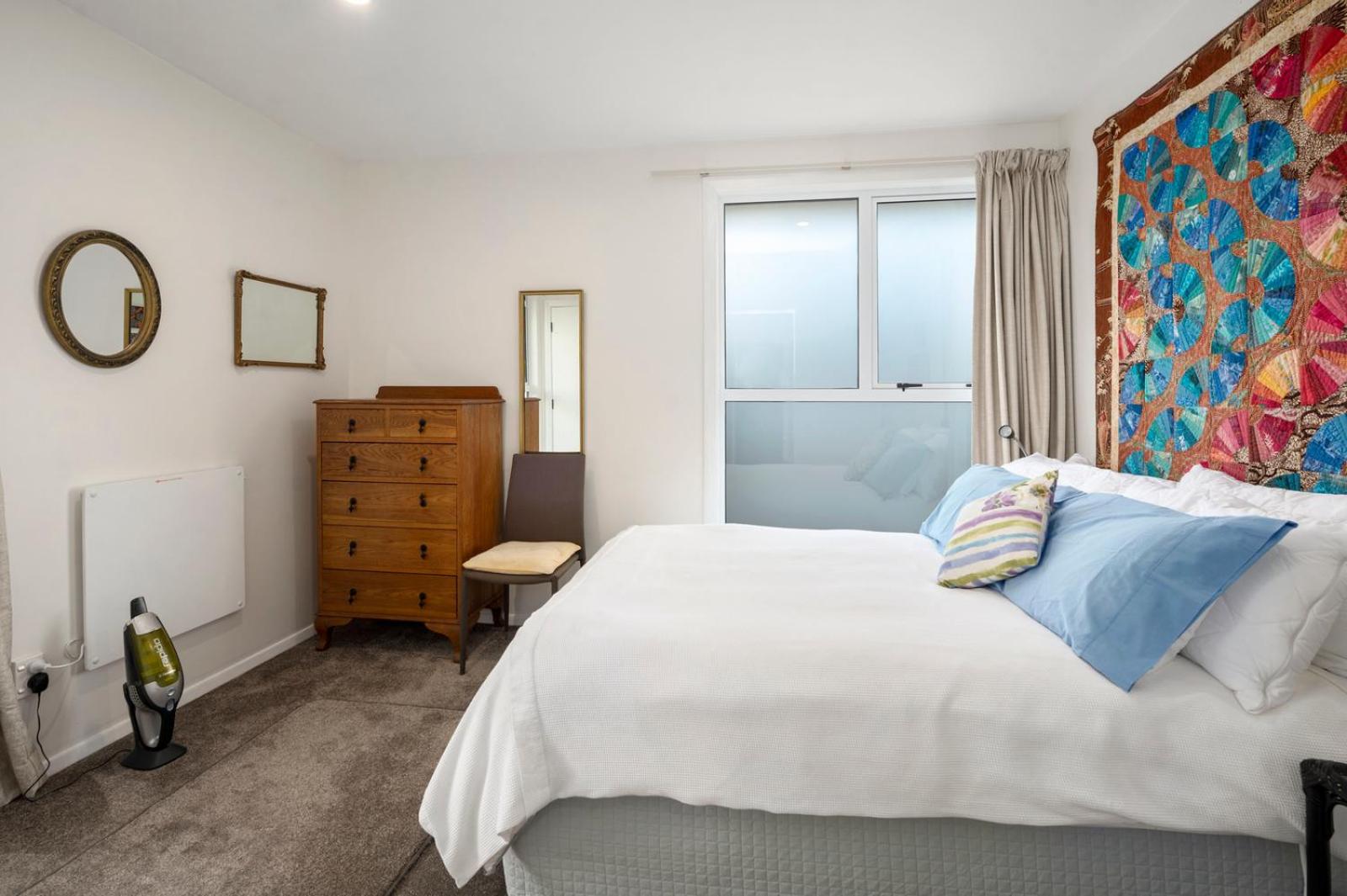 Plum Tree Cottage - Turangi Holiday Home view 5