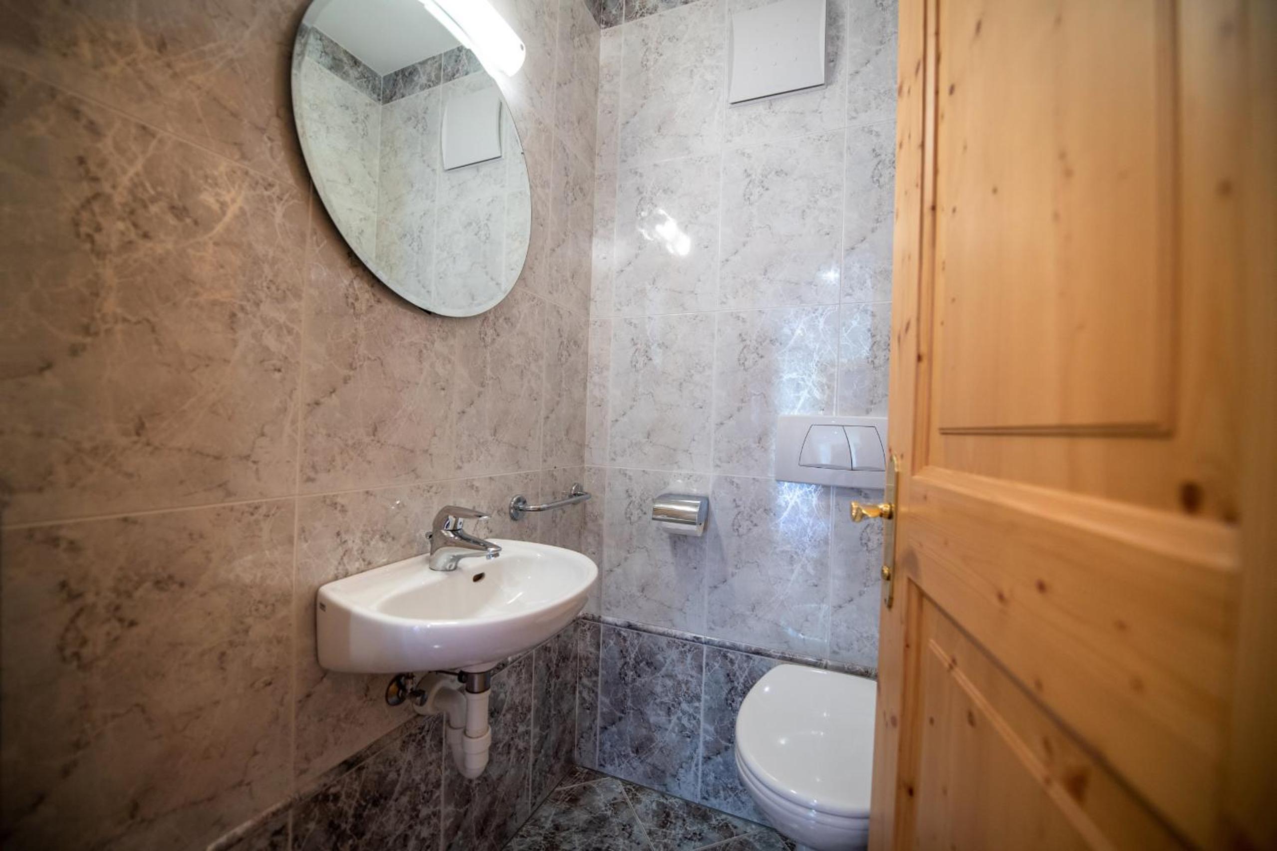 Apartments Berdan