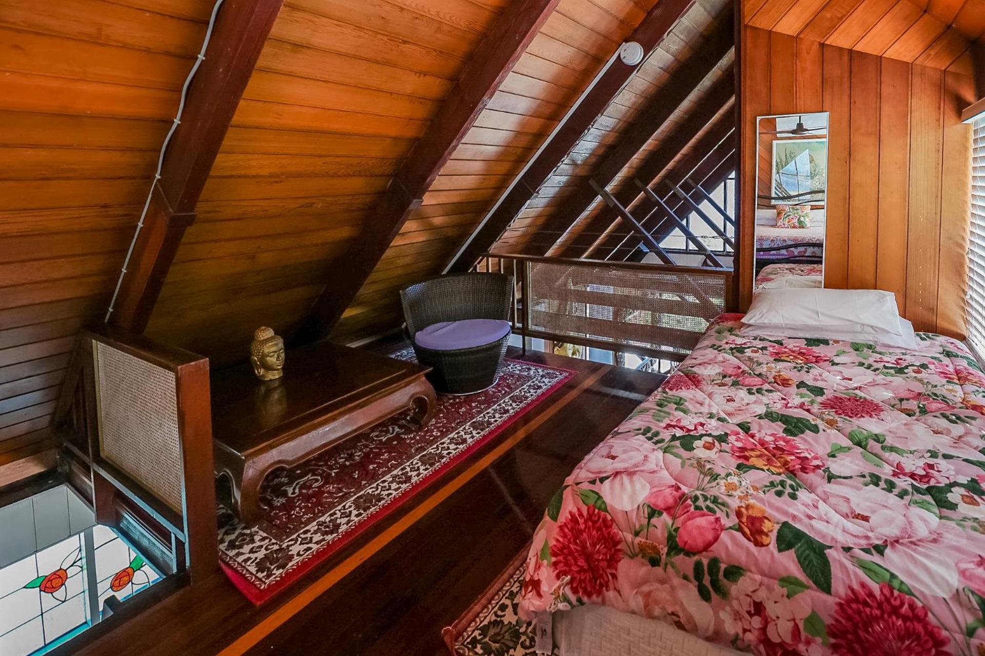 1770 Sovereign Lodge Retreat