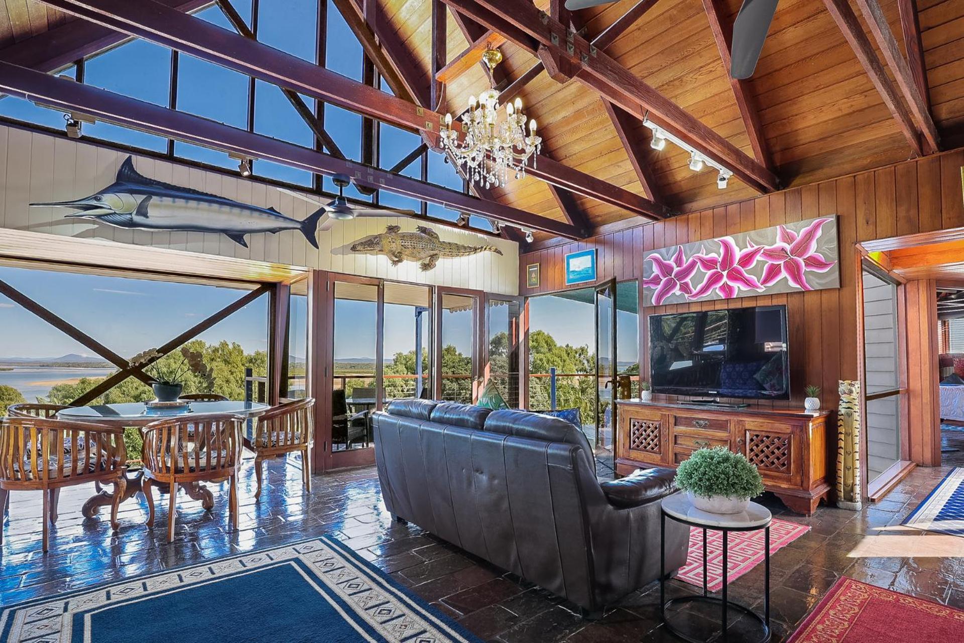 1770 Sovereign Lodge Retreat