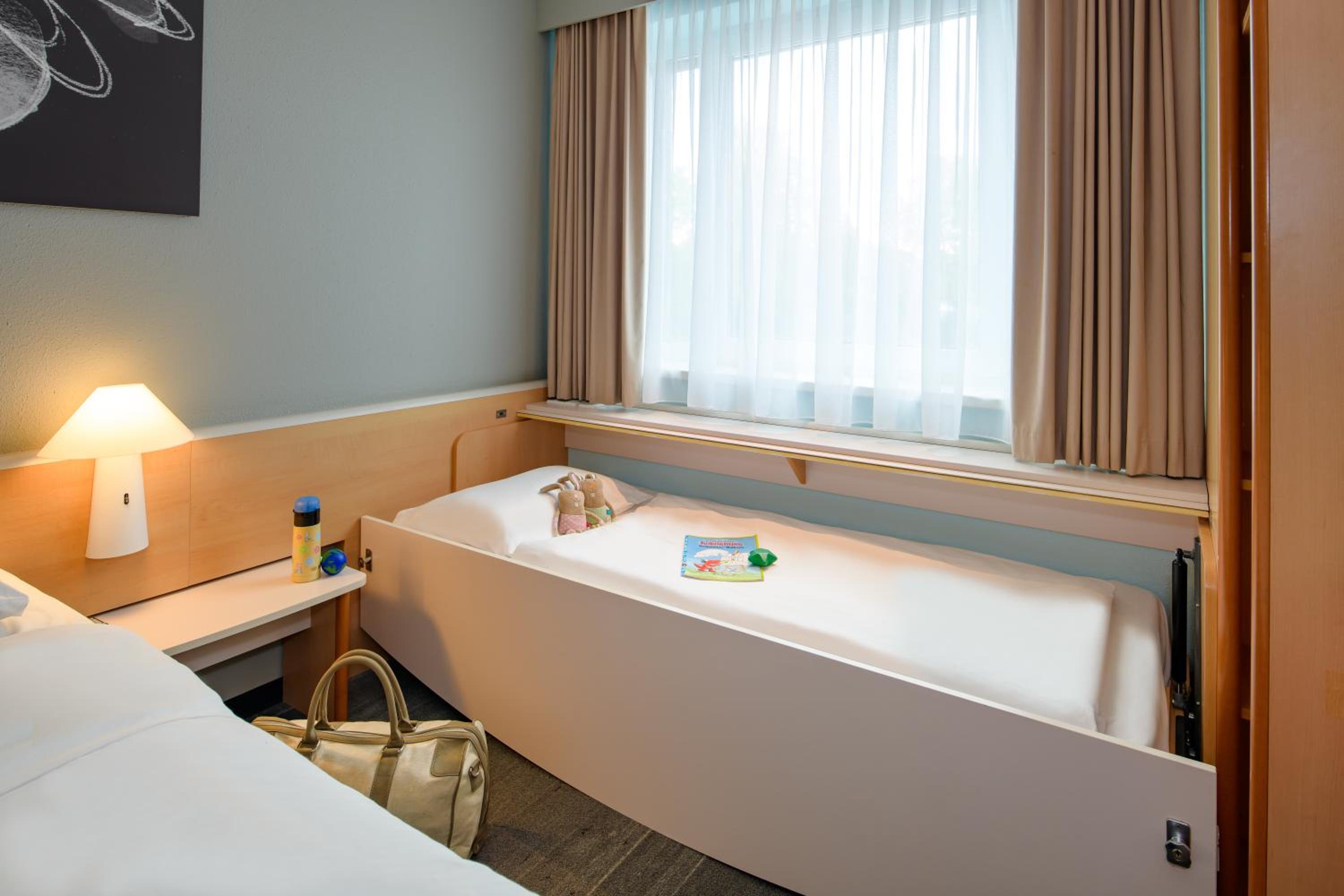 Hamburg Vacations - ibis Hamburg Alsterring - Property Image 24