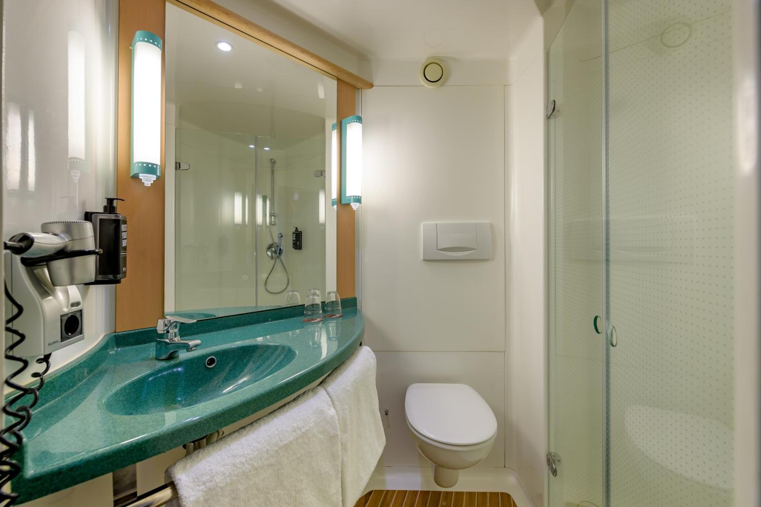 Hamburg Vacations - ibis Hamburg Alsterring - Property Image 23