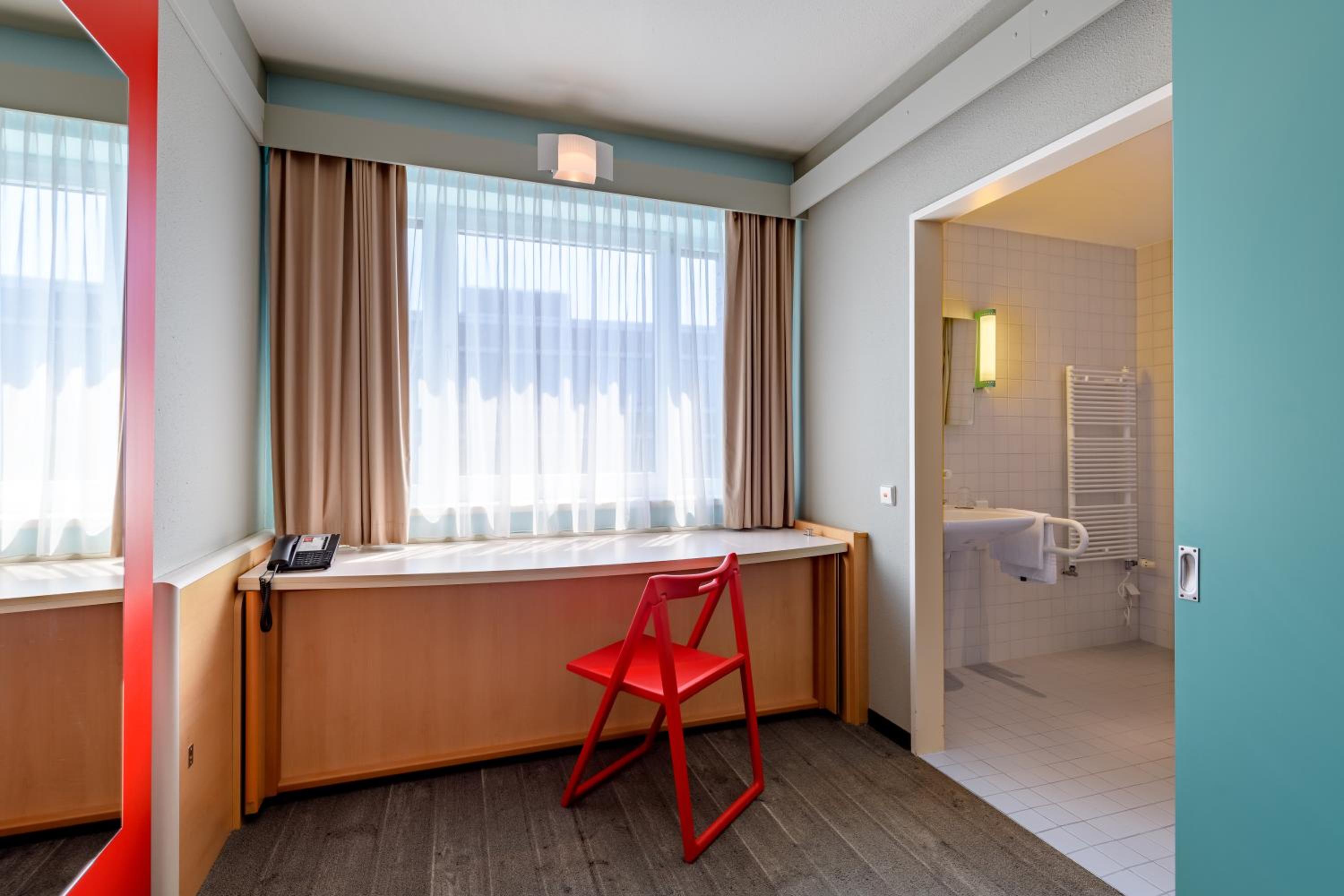 Hamburg Vacations - ibis Hamburg Alsterring - Property Image 7