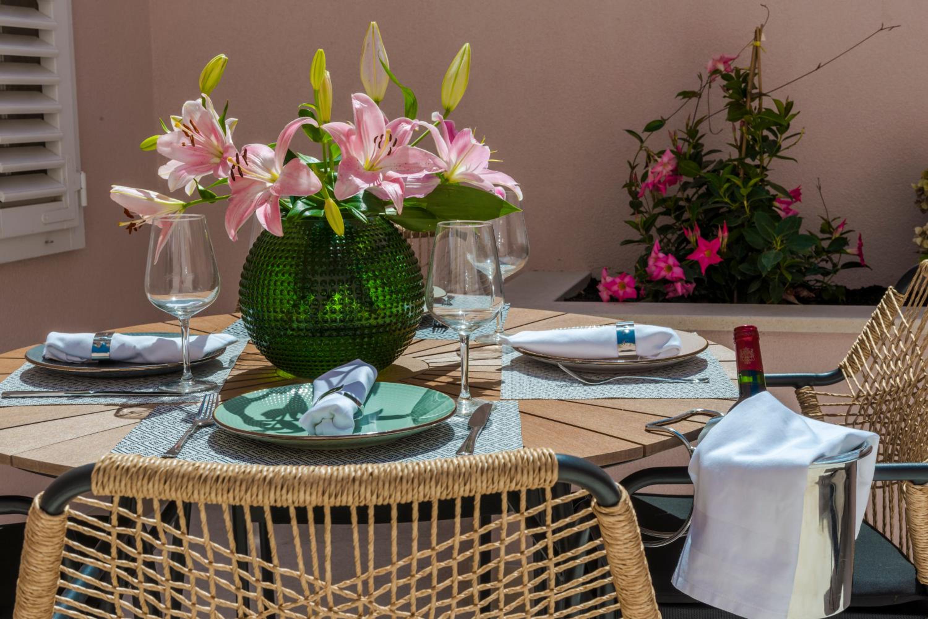 VILLA FLORES LUXURY APARTMENT