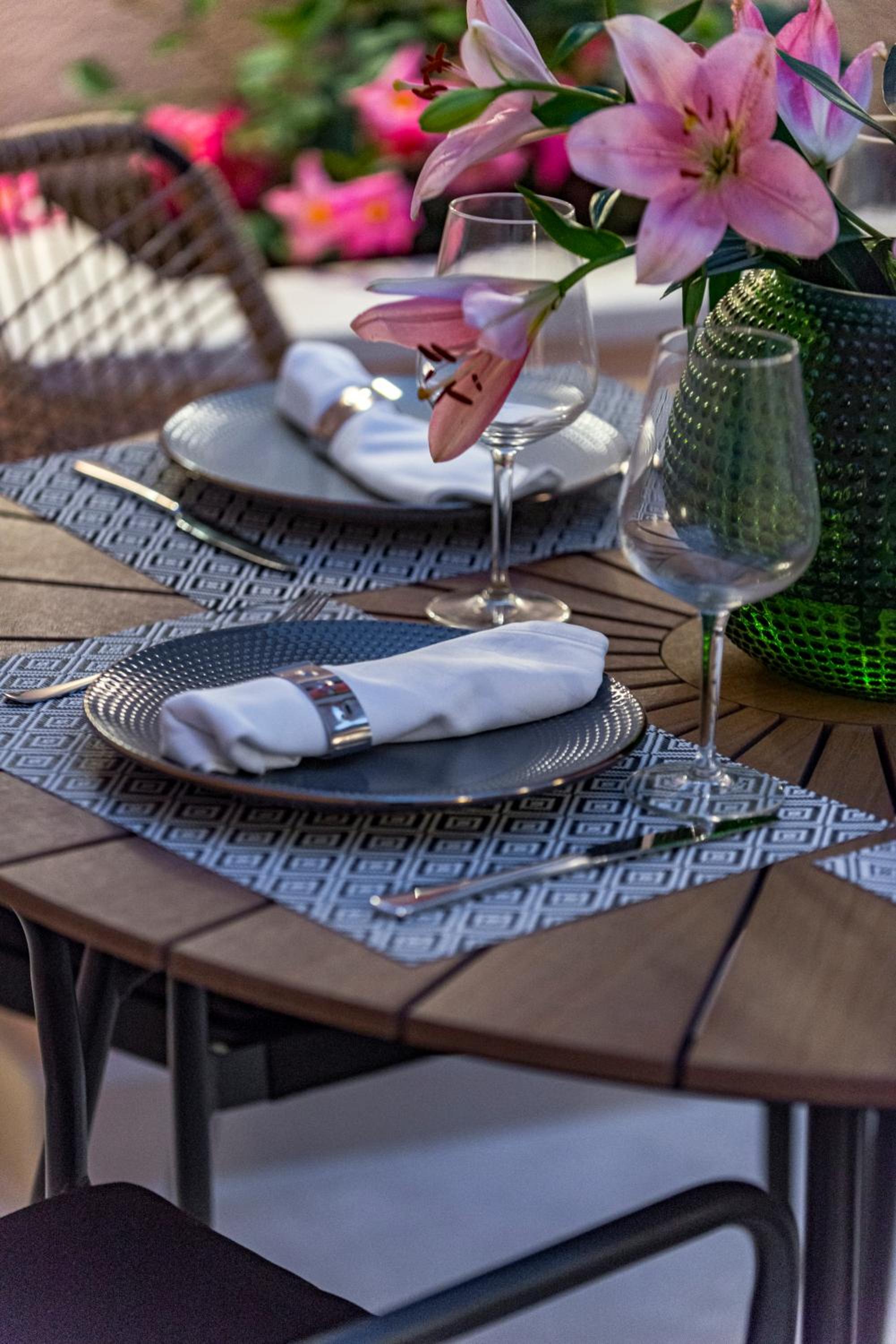 VILLA FLORES LUXURY APARTMENT