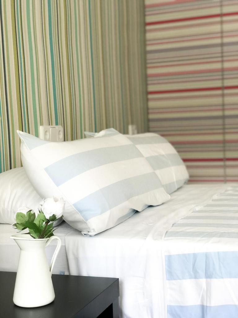 Carihuela Beach Suite Apartment