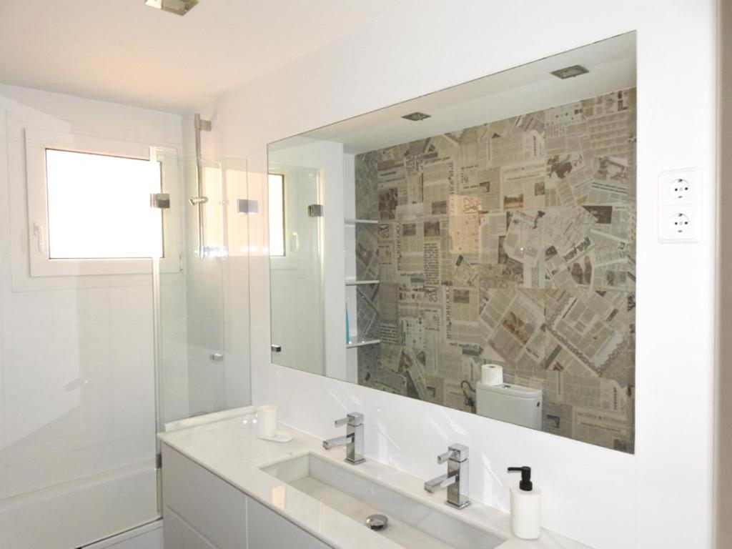 Carihuela Beach Suite Apartment