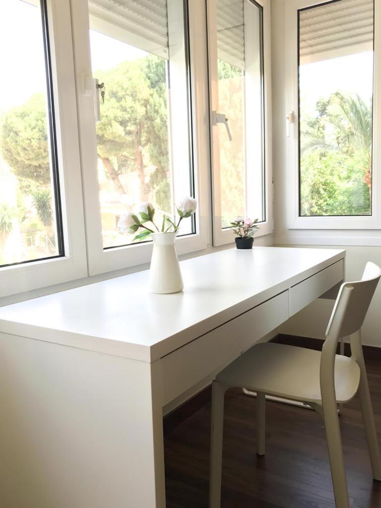 Carihuela Beach Suite Apartment
