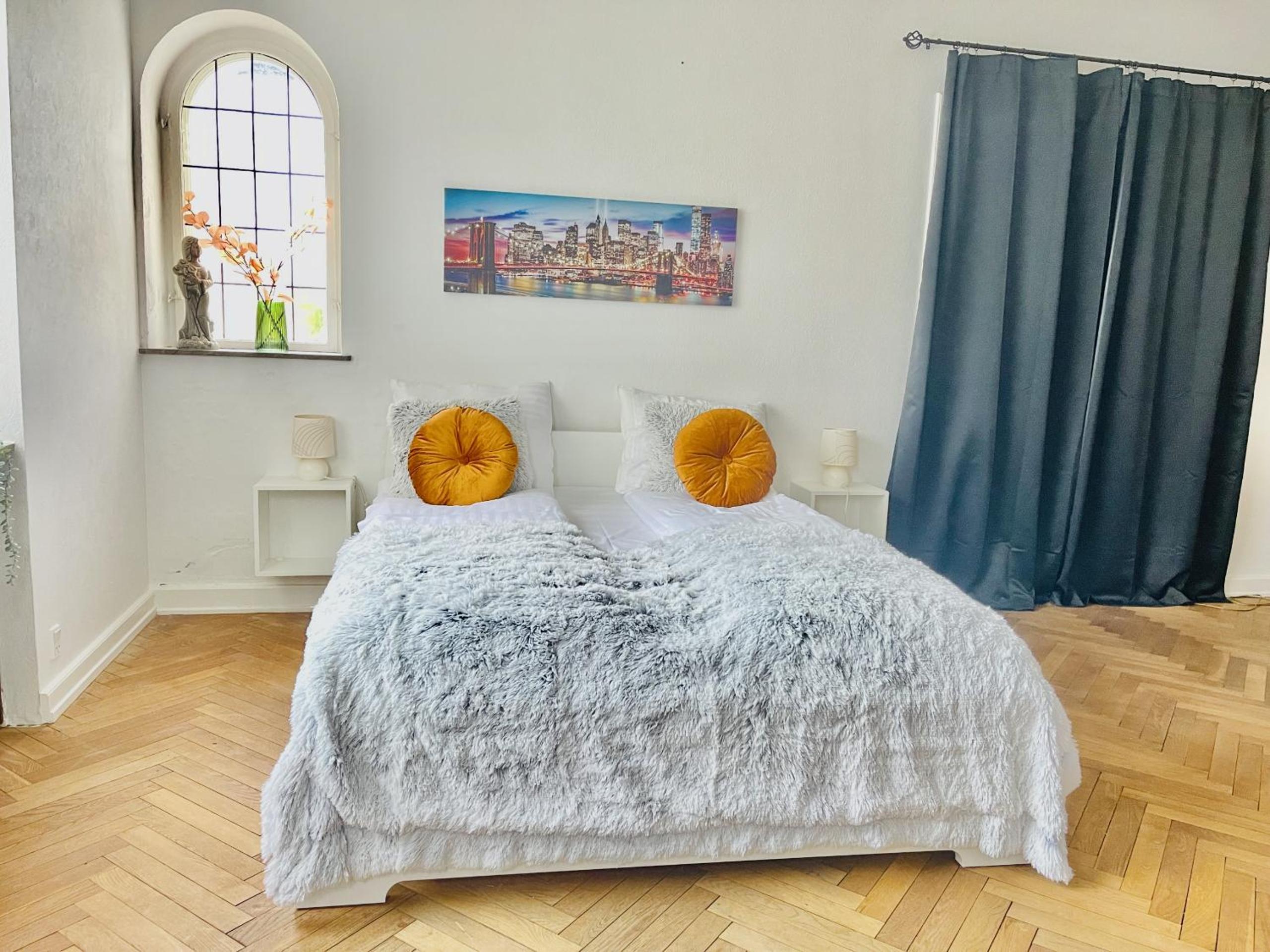 aday - Beautiful Suite view 2