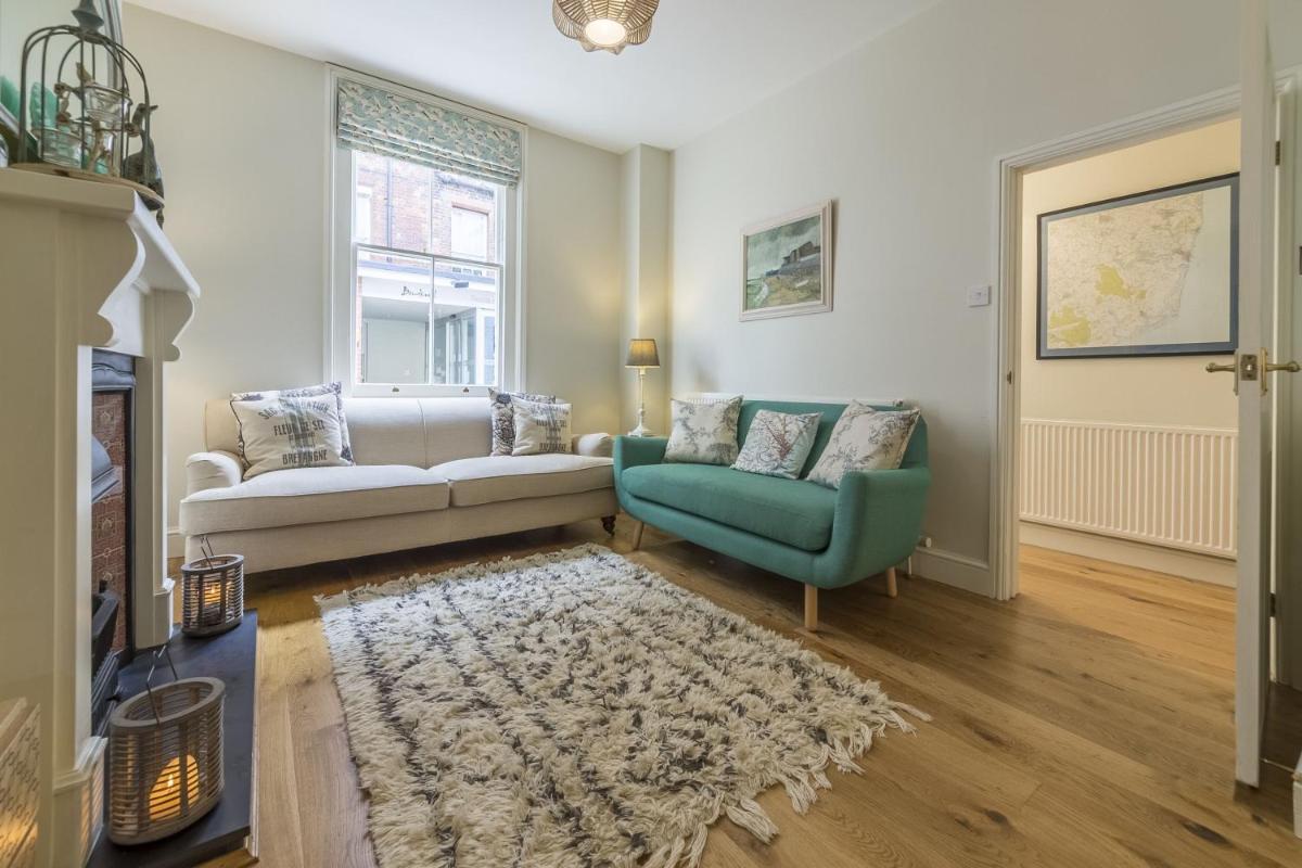 7 Brudenell Street view 3