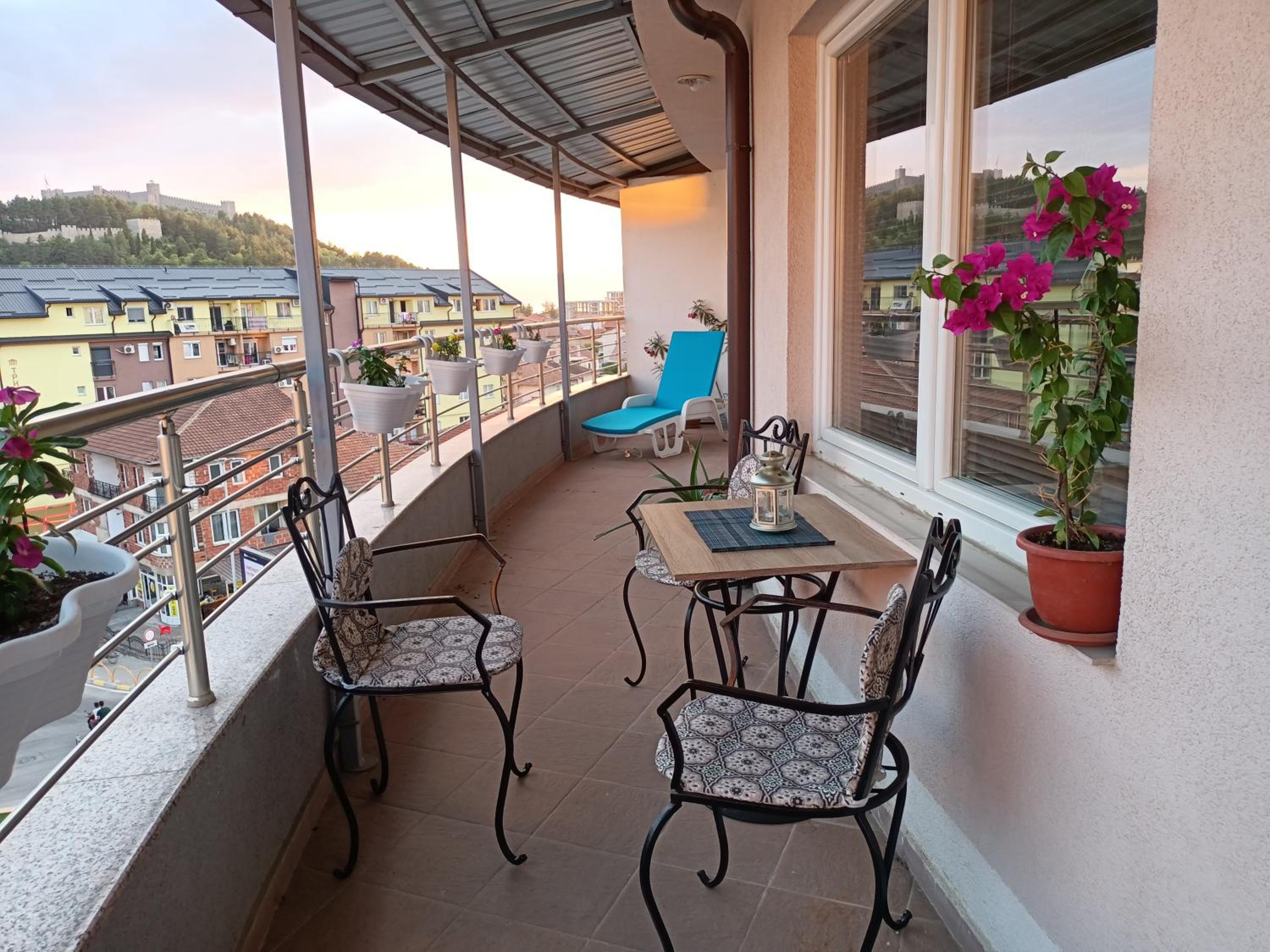Endless Summer Apartment view 5