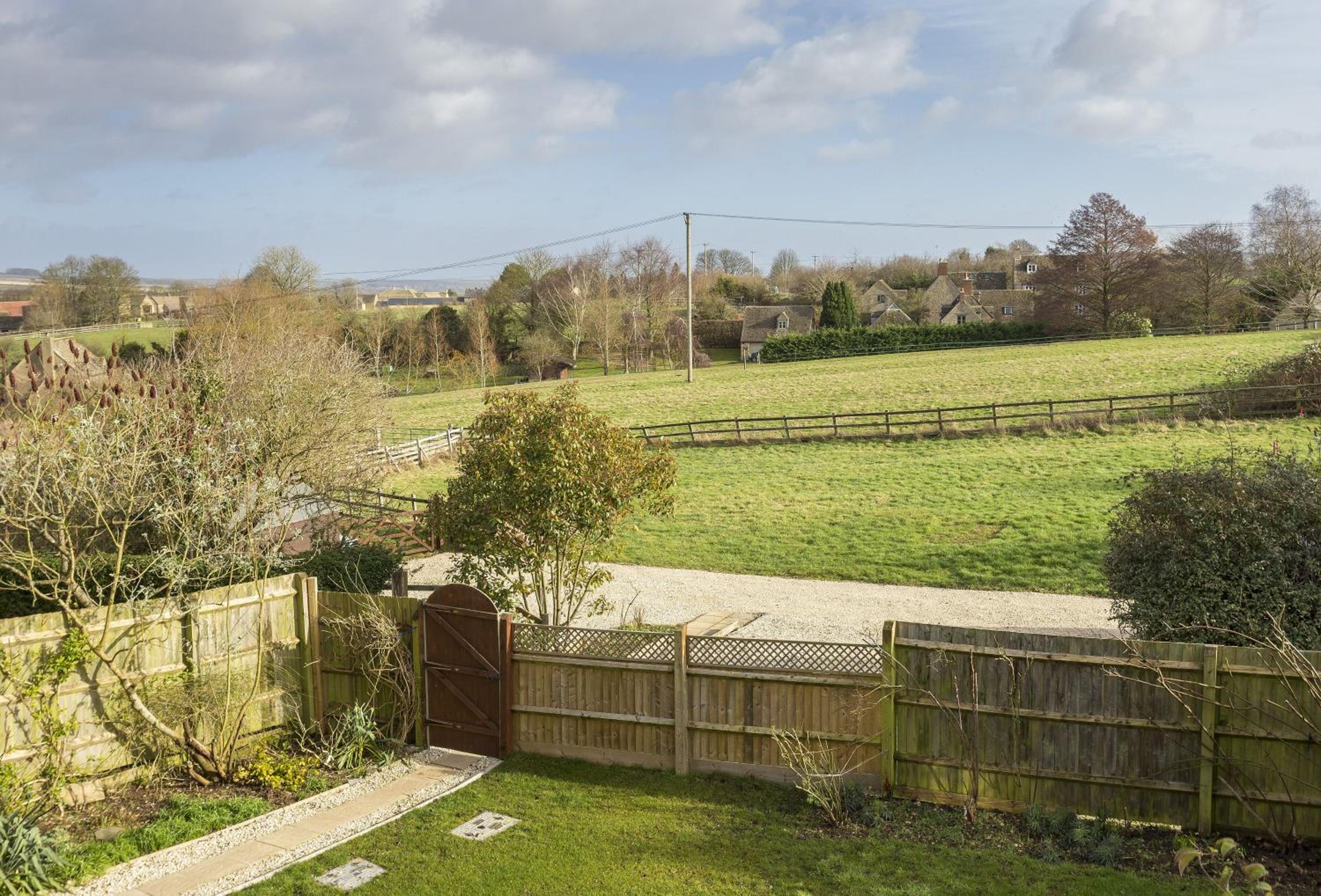 Upper End House view 3