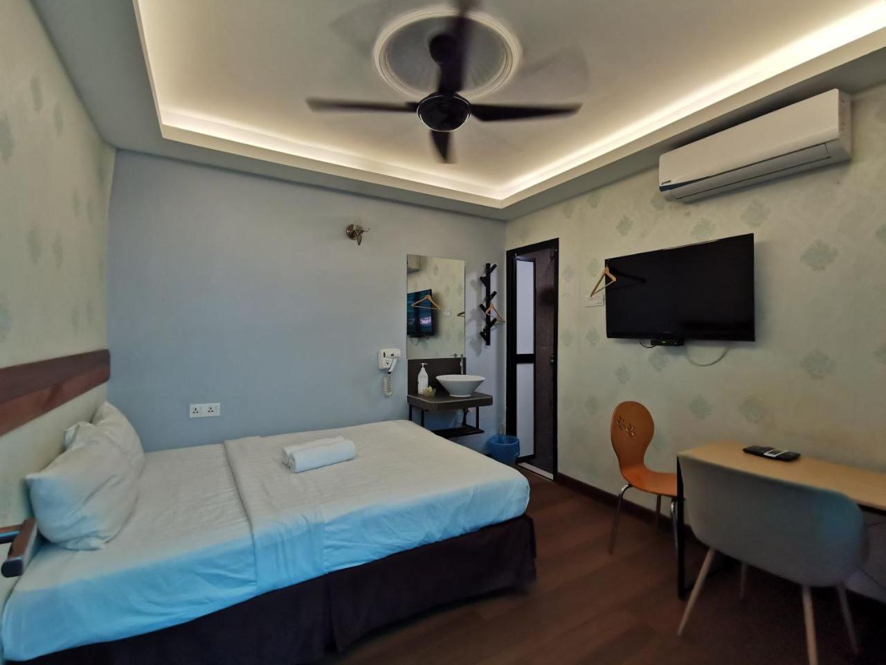 Cheras-Miharja Homestay @Sunway Velocity