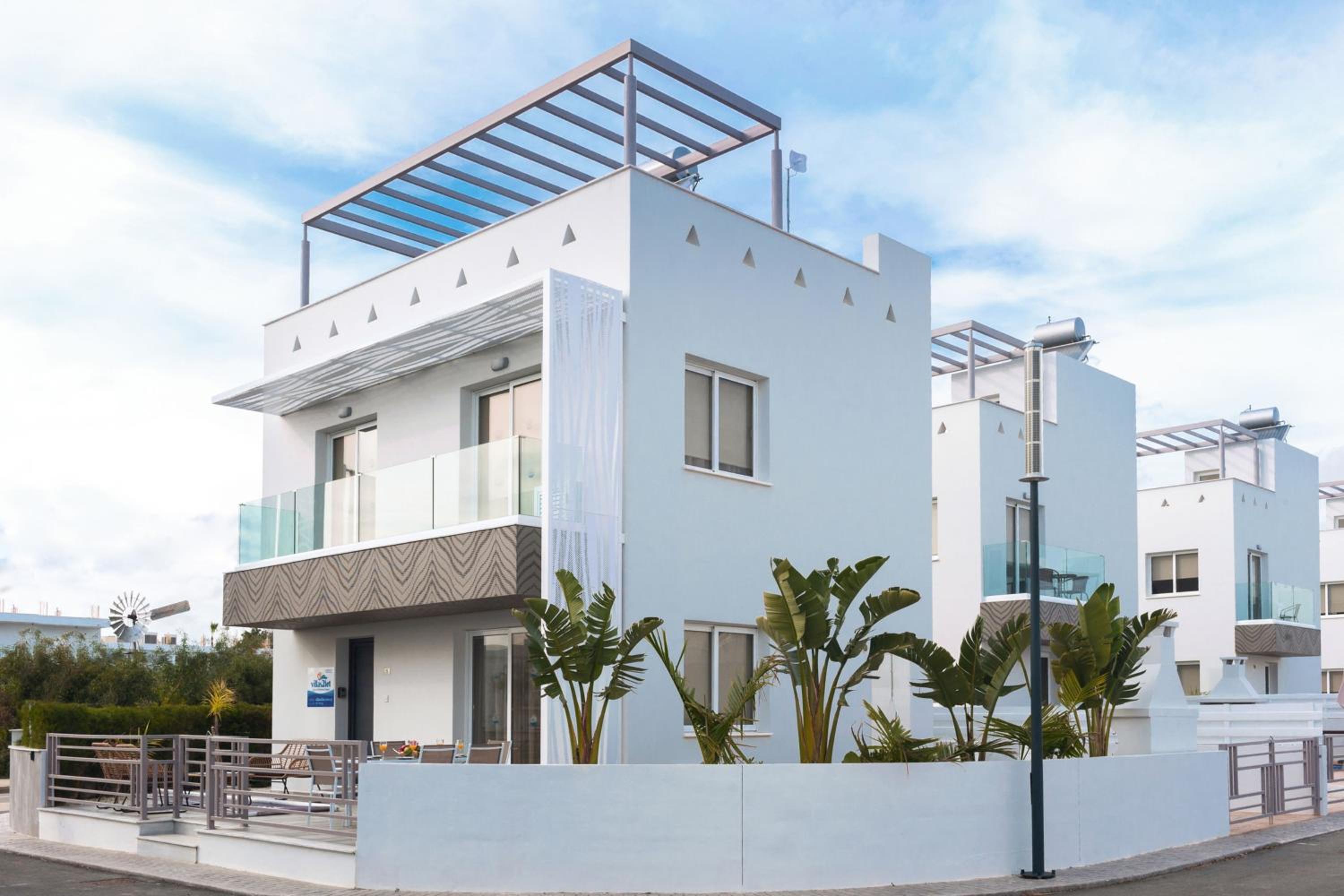 Hotel Villa Katherine - Nissi Beach Area - Image 1