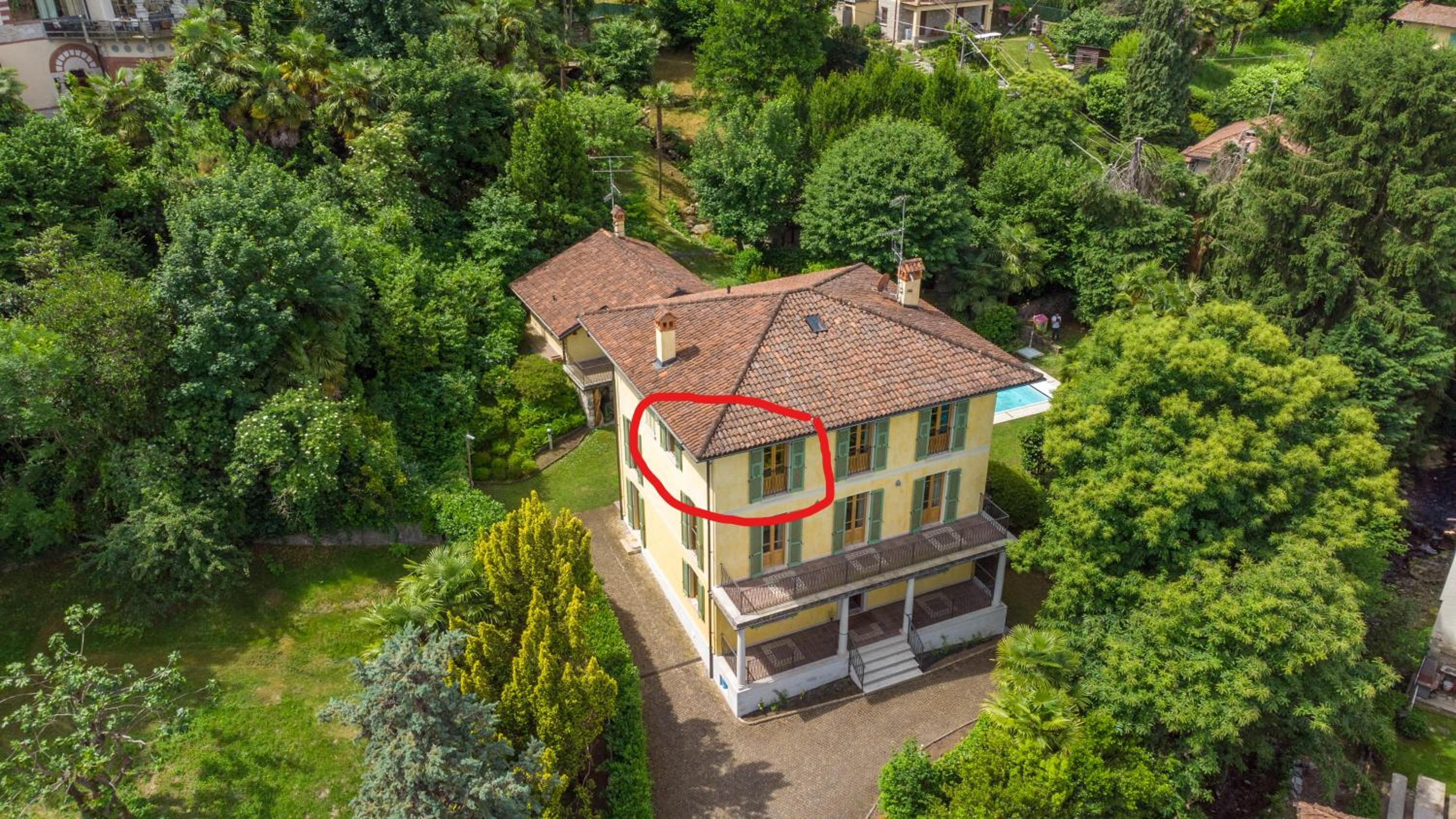 The Camelia, our Room with Lake View, Private Bathroom and Dedicated Parking at the Villa Isabella Stresa view 3